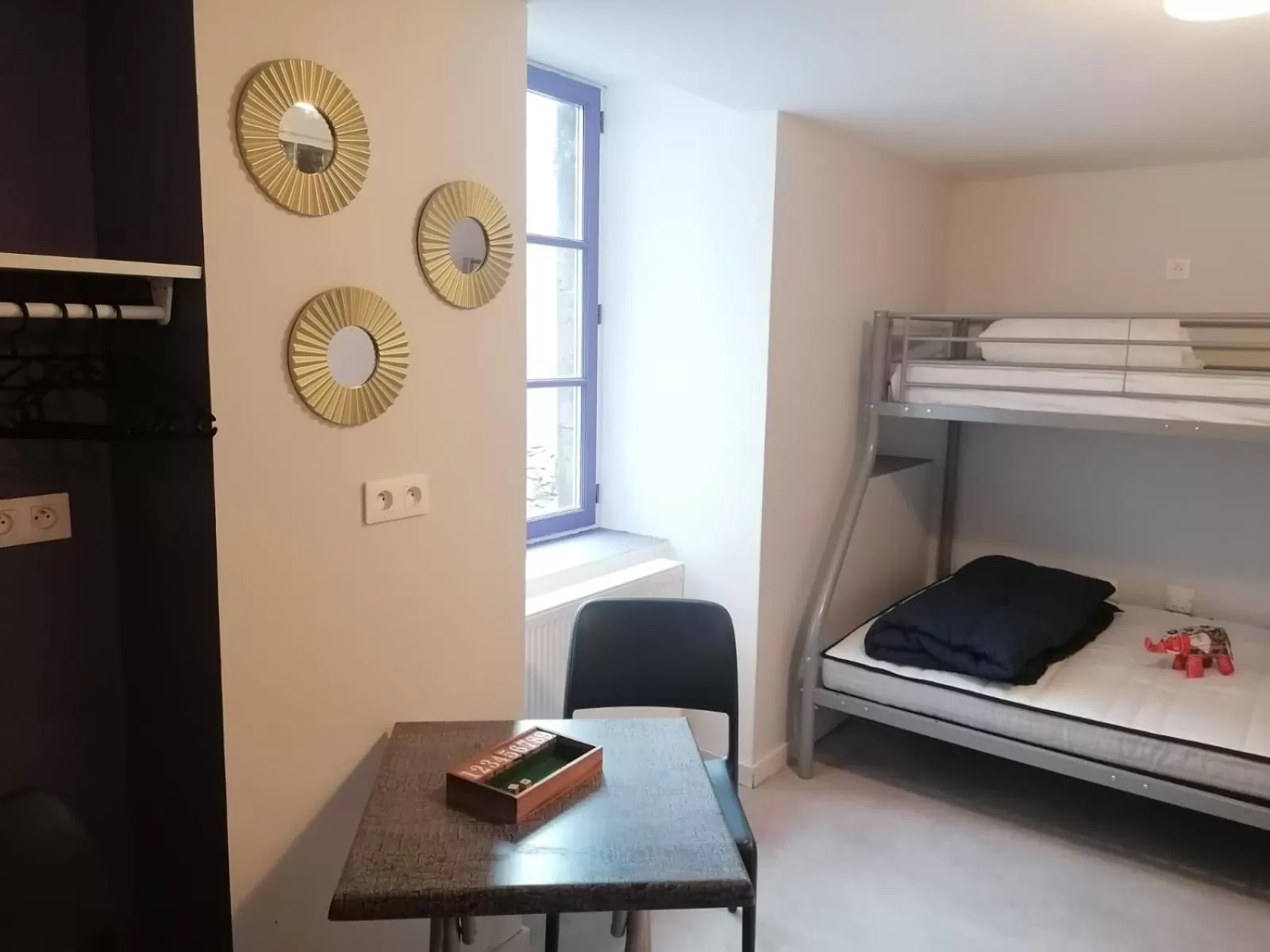 Bed in Le Bouddha Besse