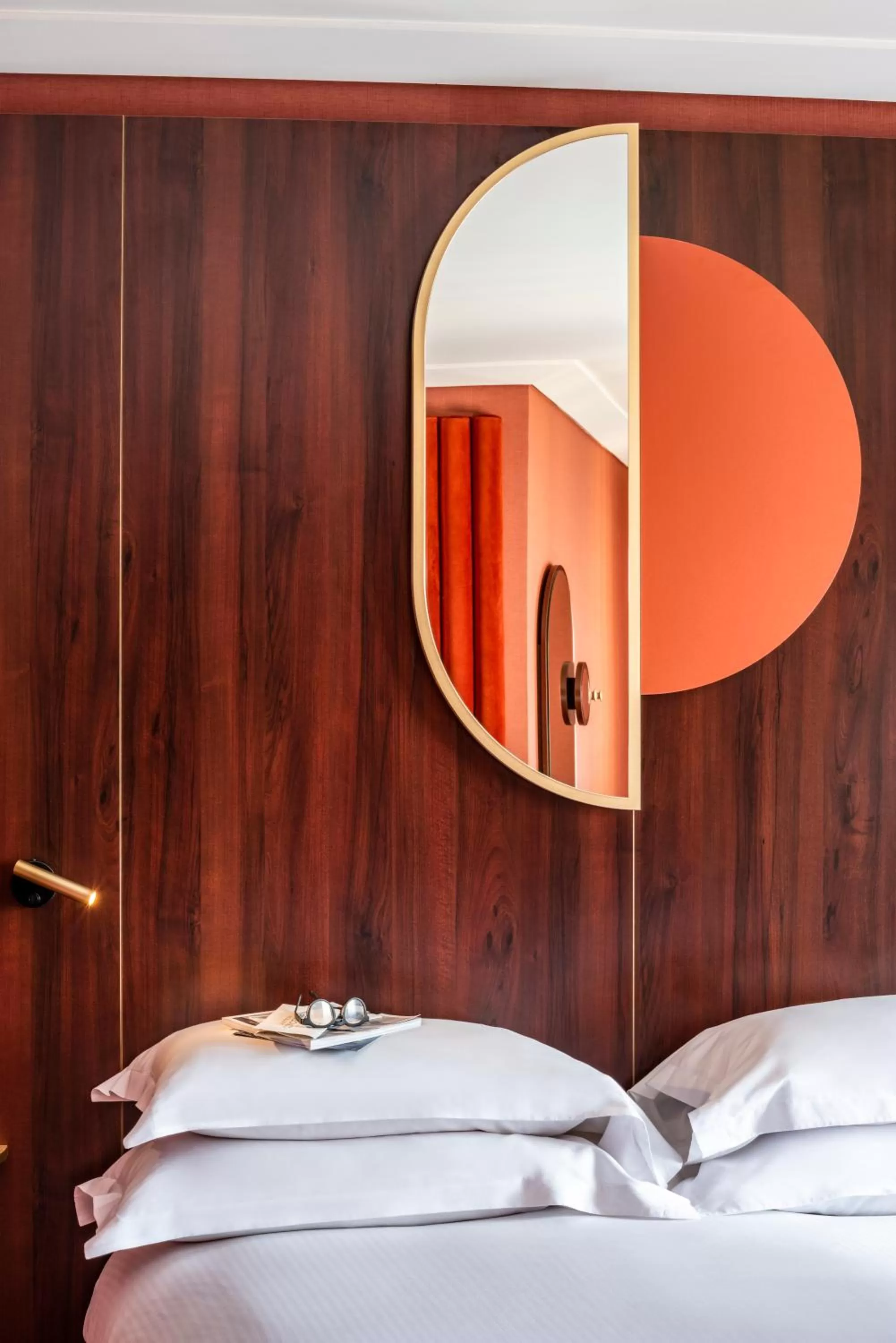 Deluxe Twin Room in Nest Hotel Paris la Défense - MGallery Collection