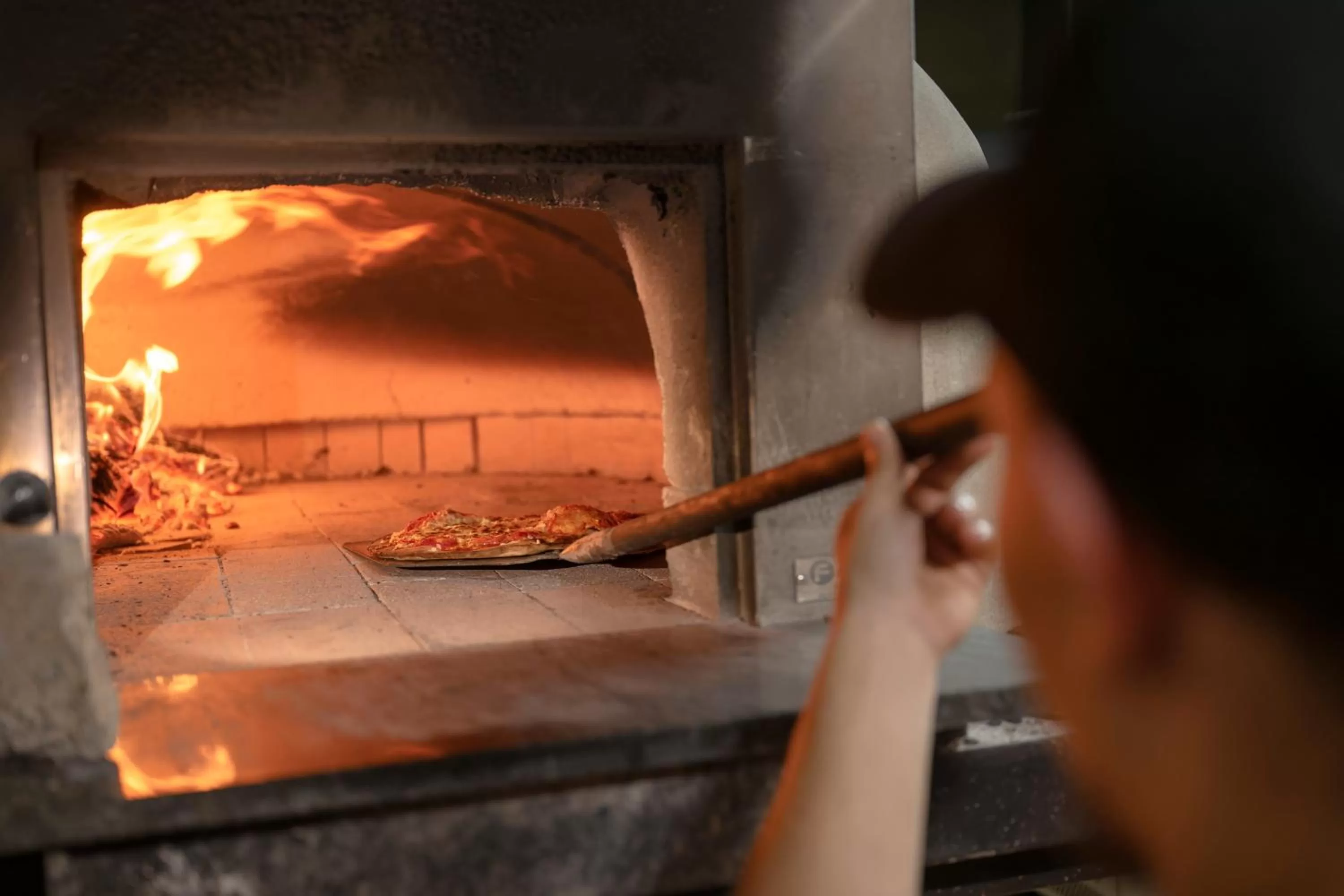 Restaurant/places to eat in Red Sands Accommodation Newman