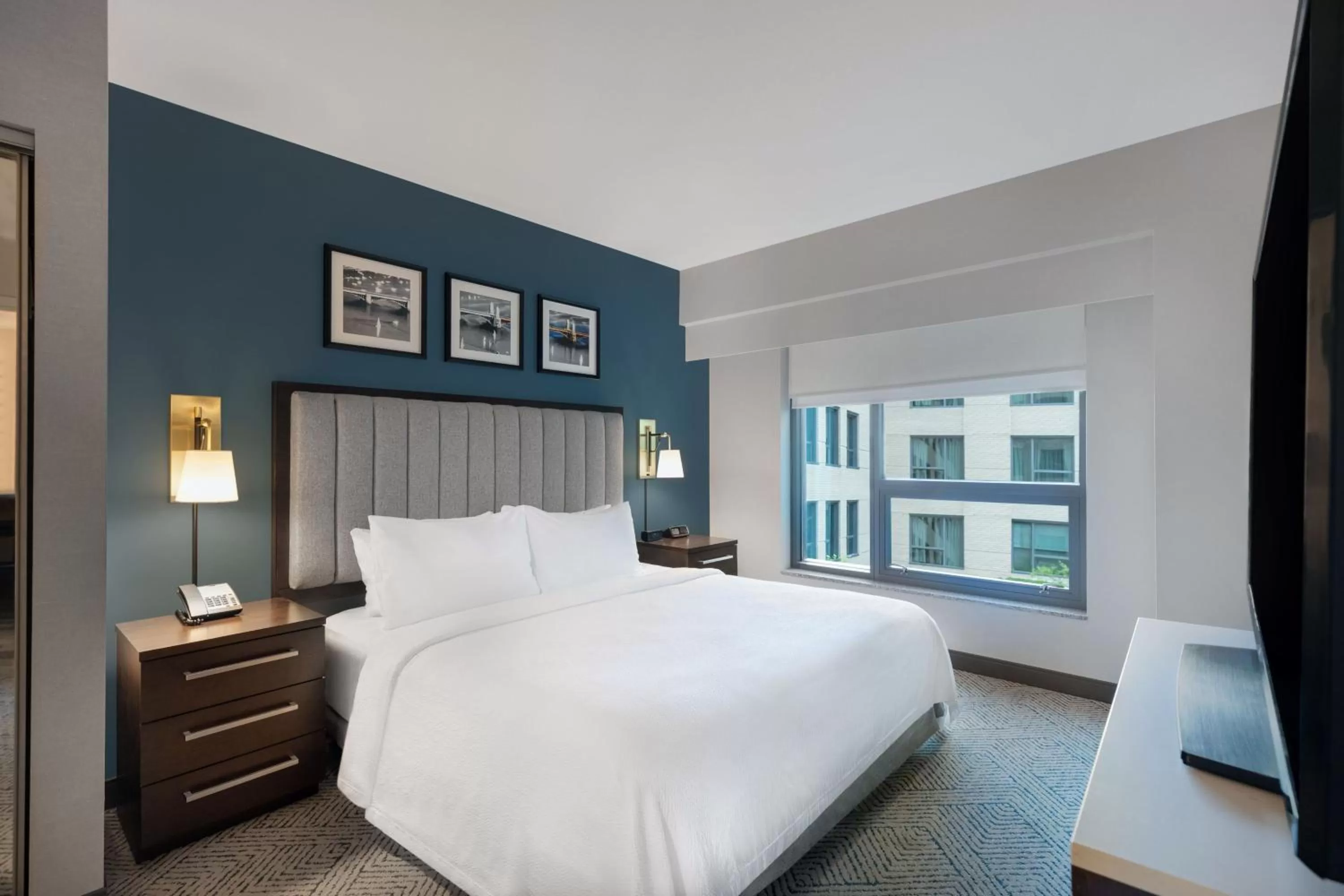 Bedroom, Bed in Residence Inn by Marriott Boston Back Bay/Fenway