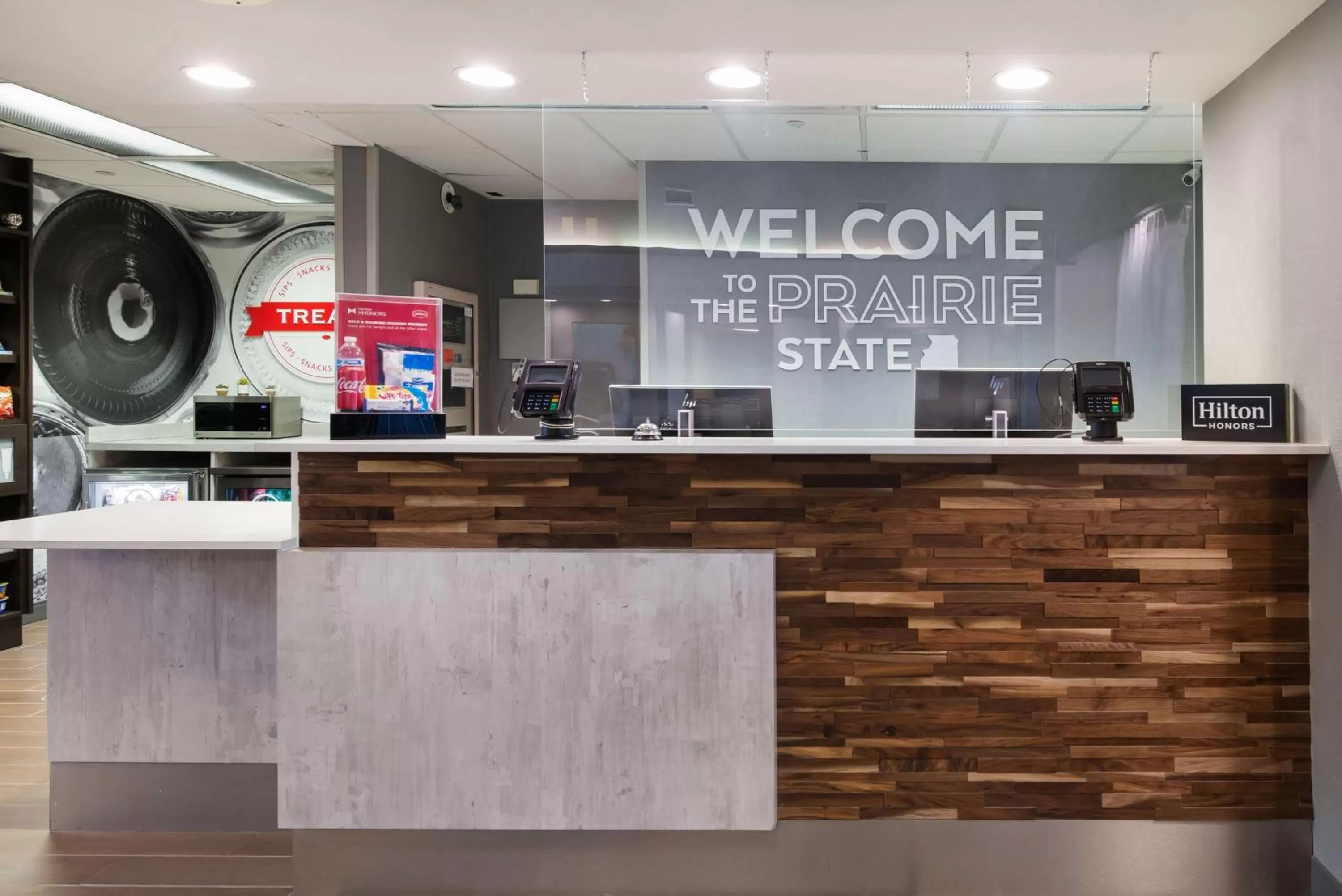 Lobby or reception in Hampton Inn & Suites Chicago-Hoffman Estates