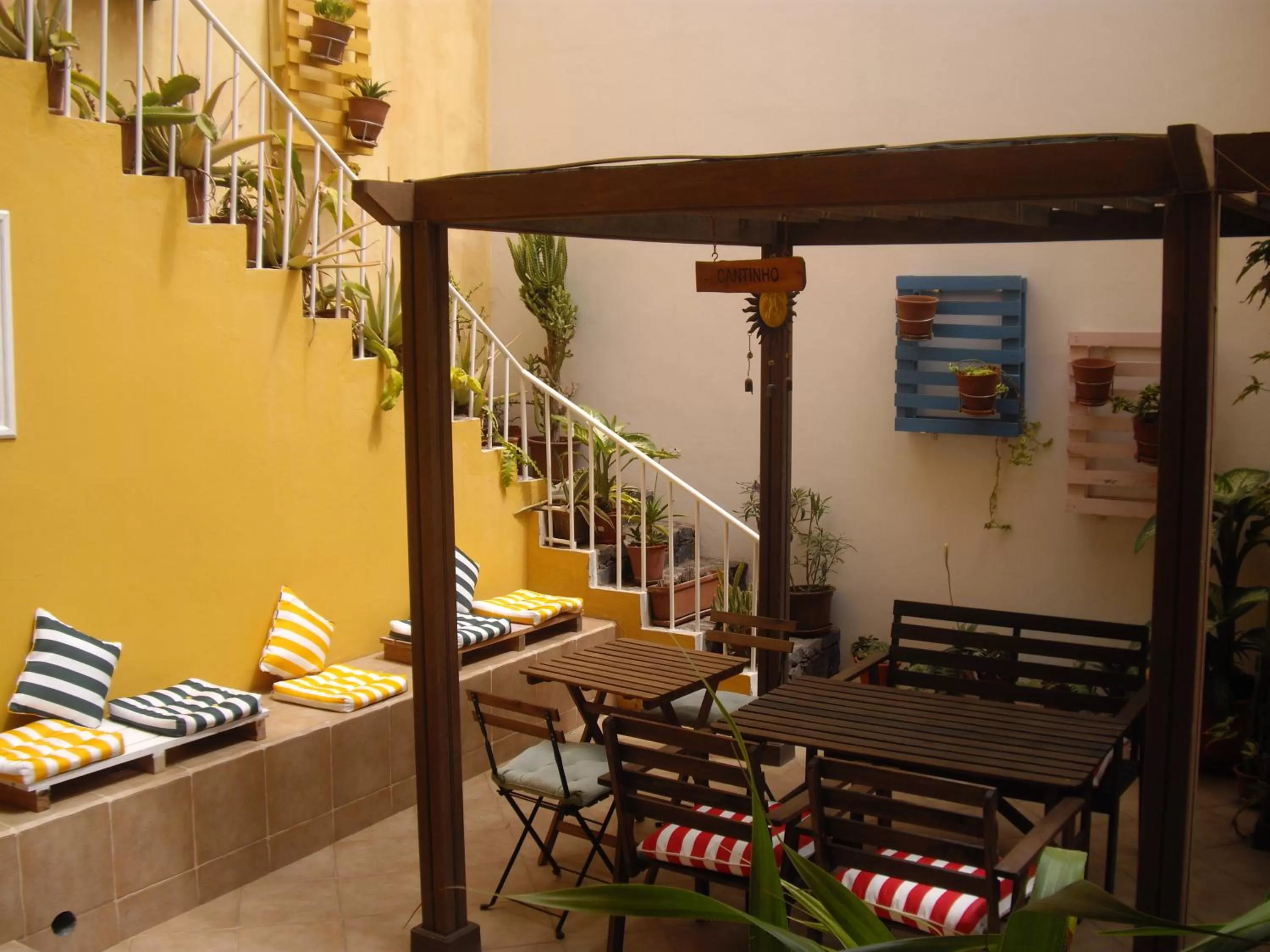 Garden in Kira's Boutique Hotel