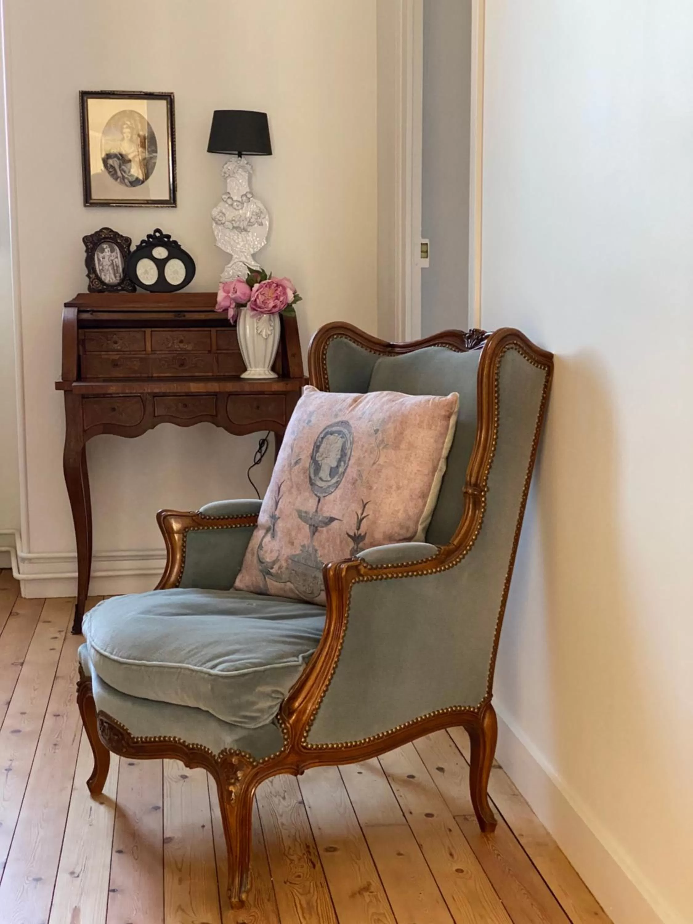 Seating Area in Villa Aristide