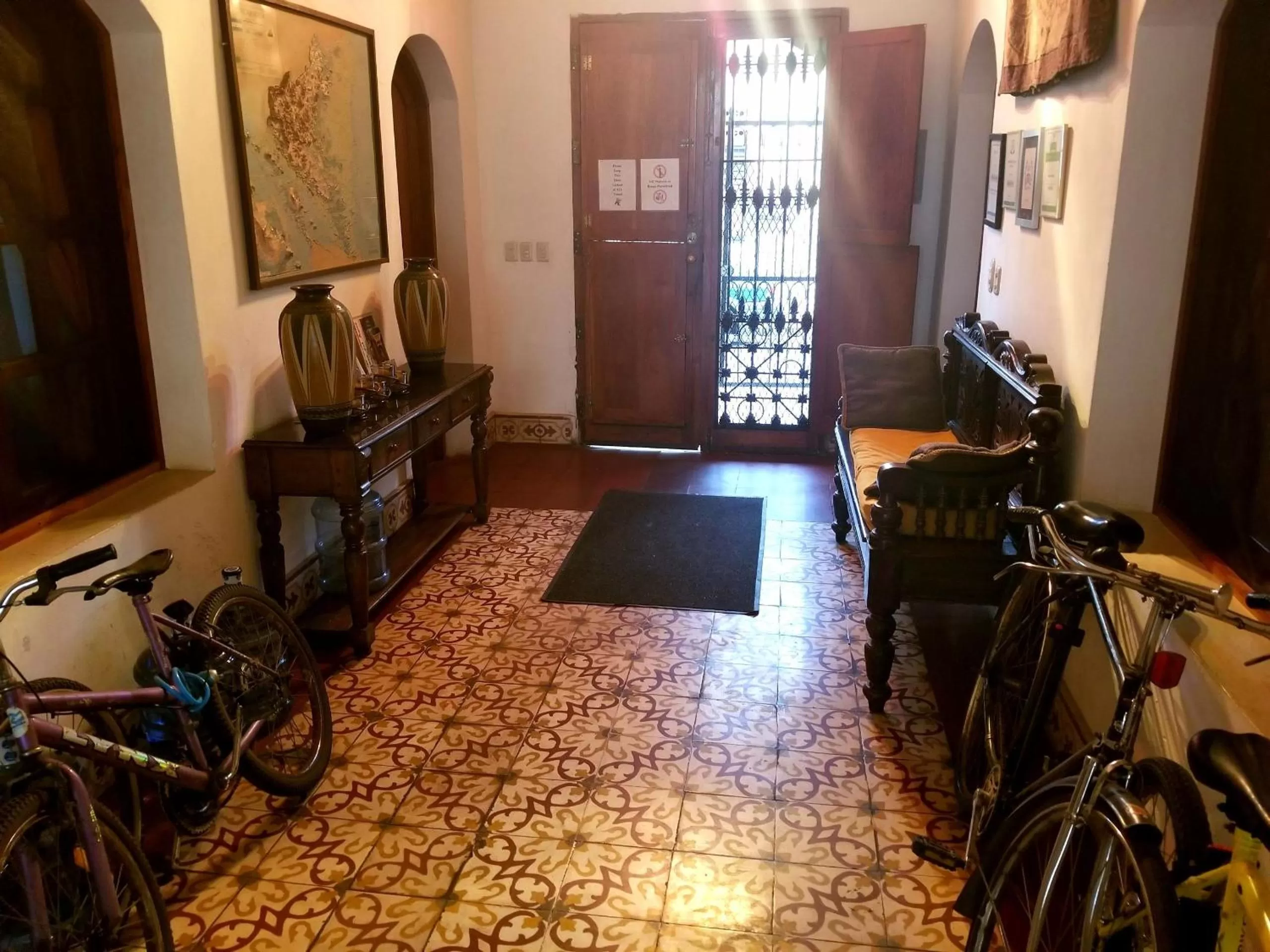 Facade/entrance in Casa del Agua