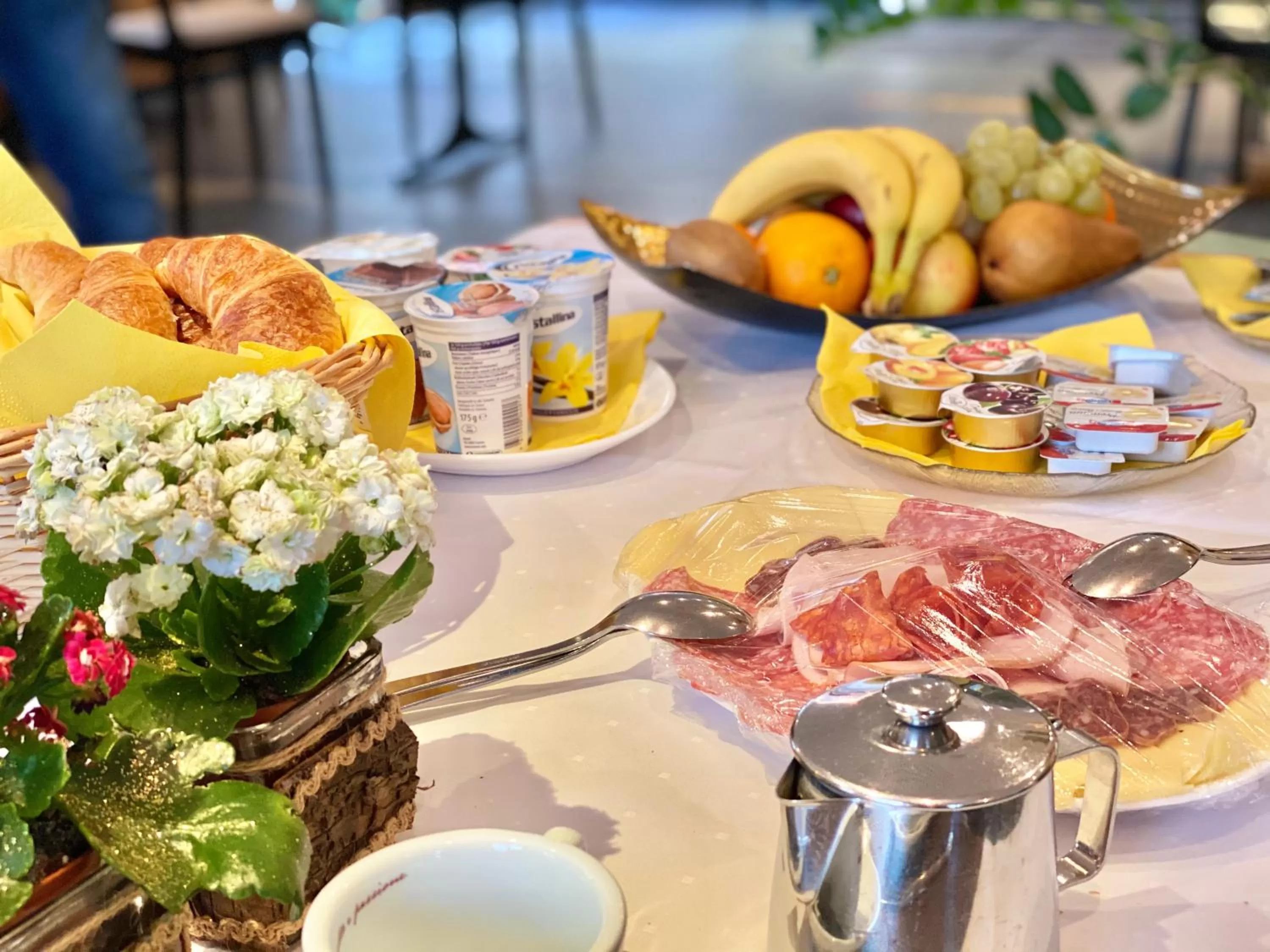 Breakfast in Hotel Hirschen Hinwil