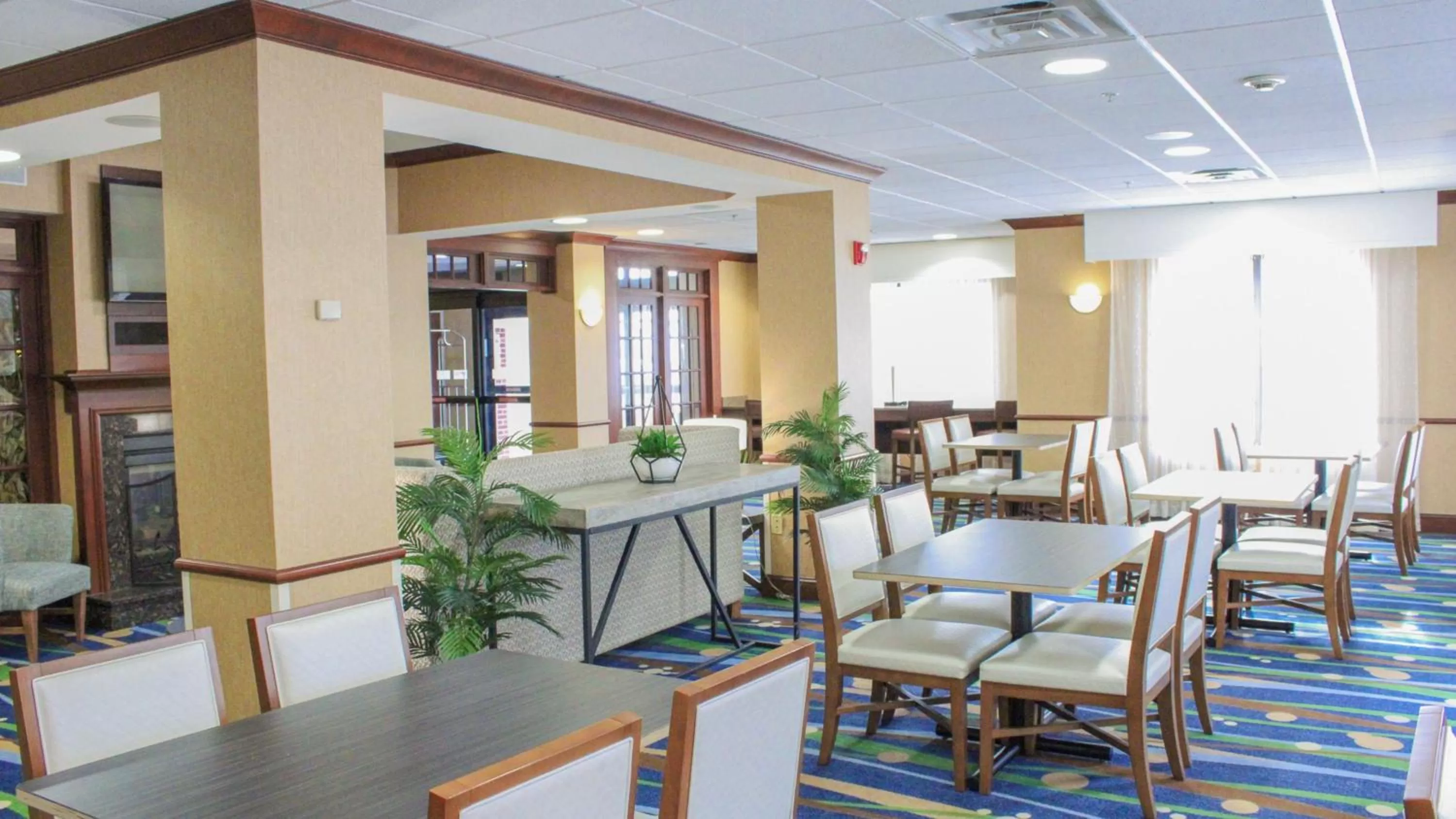 Property building in Holiday Inn Express Hotel & Suites Manchester - Airport by IHG