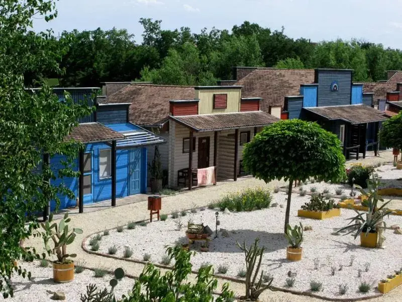 Twin Room with Private Bathroom in Convoy Panzió Twin Room with Private Bathroom in Convoy Panzió