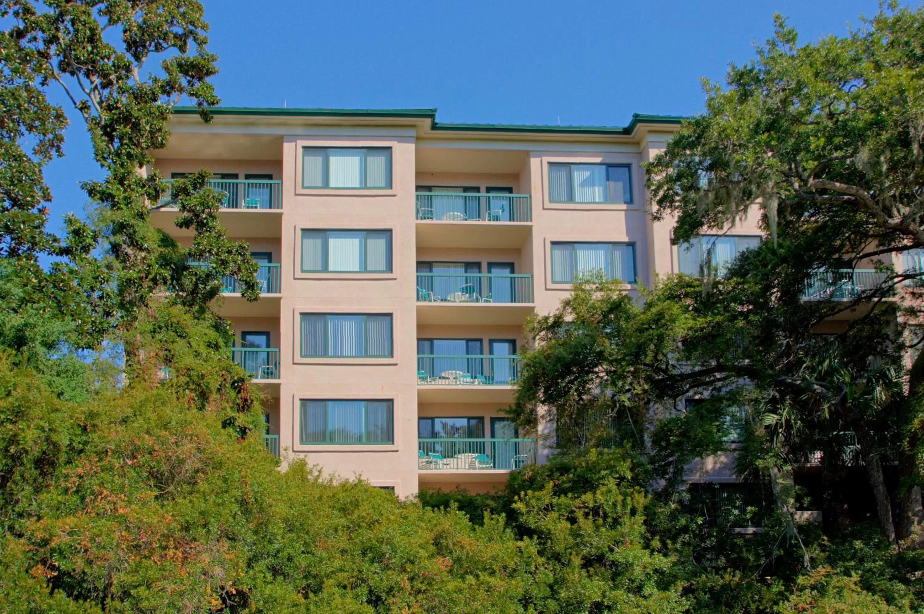 Property building in Waterside by Spinnaker Resorts