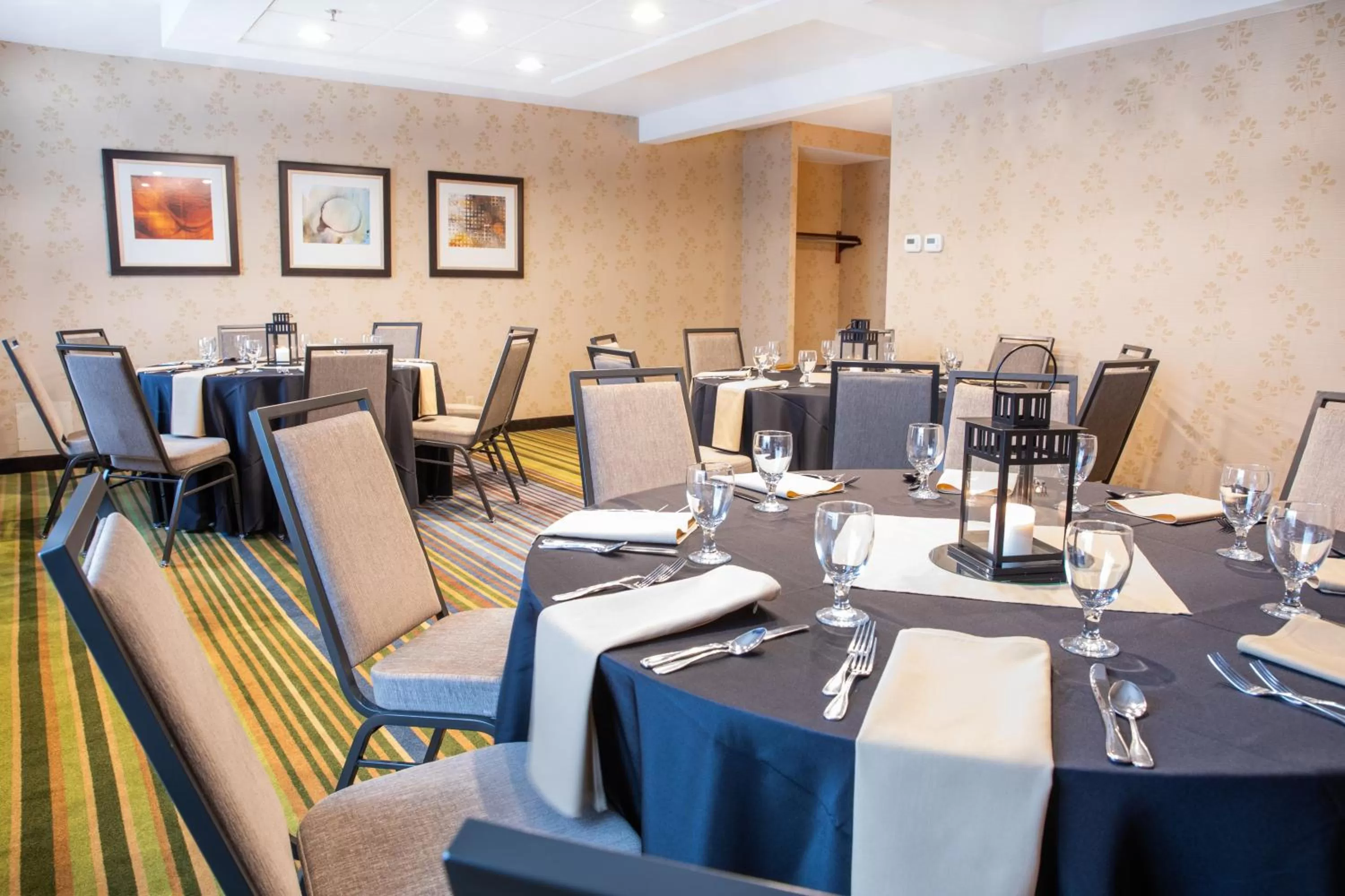 Meeting/conference room in Holiday Inn St. Louis Airport West Earth City by IHG