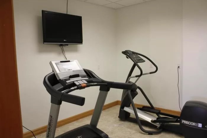 Fitness centre/facilities in Juneau Hotel