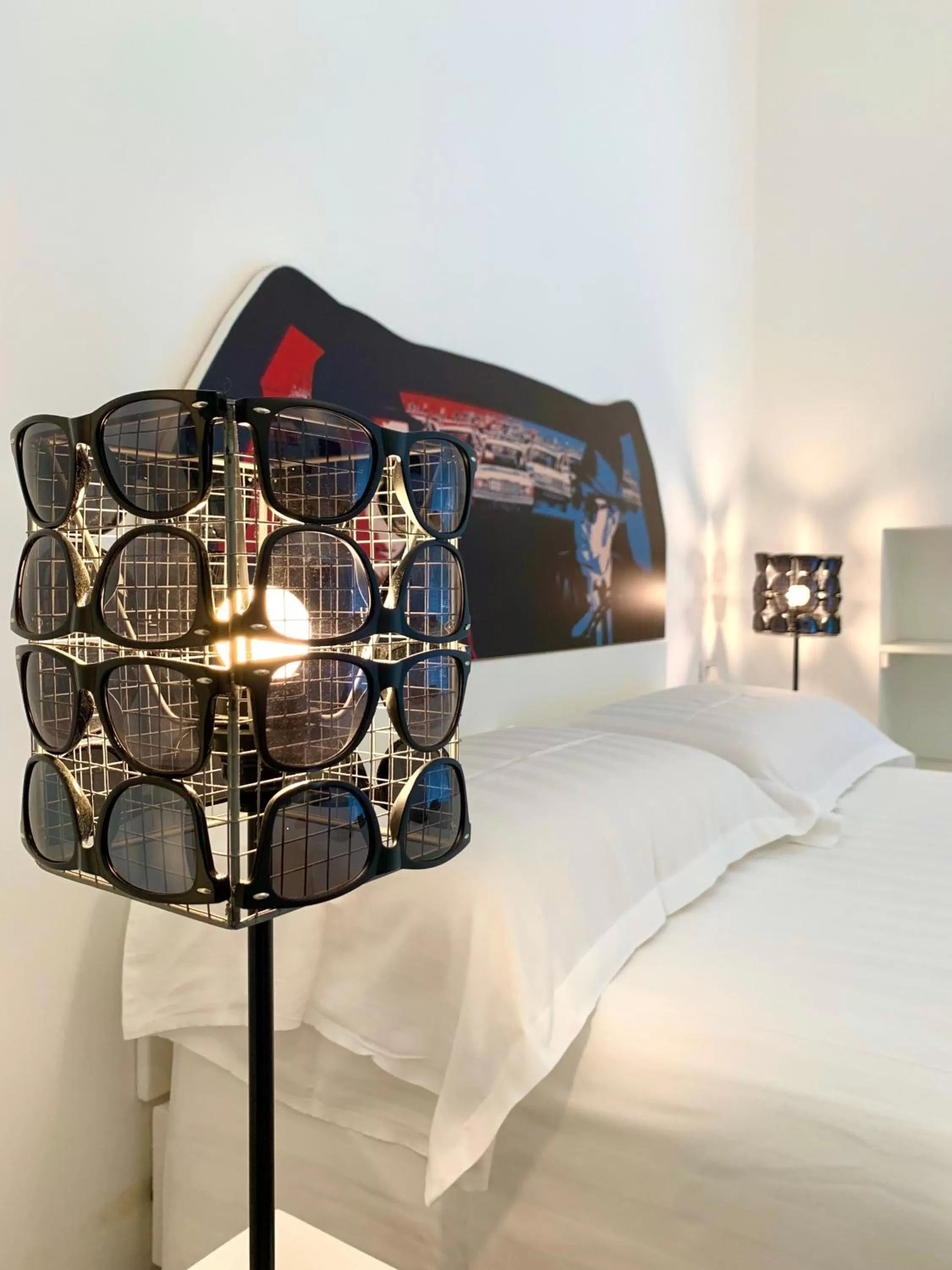 Bedroom, Bed in Red Carpet rooms