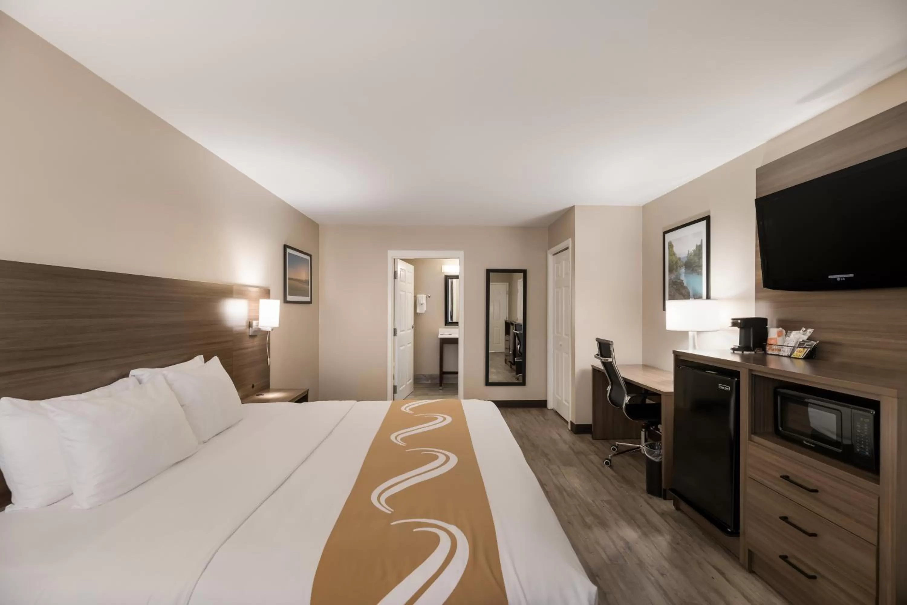 Bedroom, Bed in Quality Inn Sonora TX