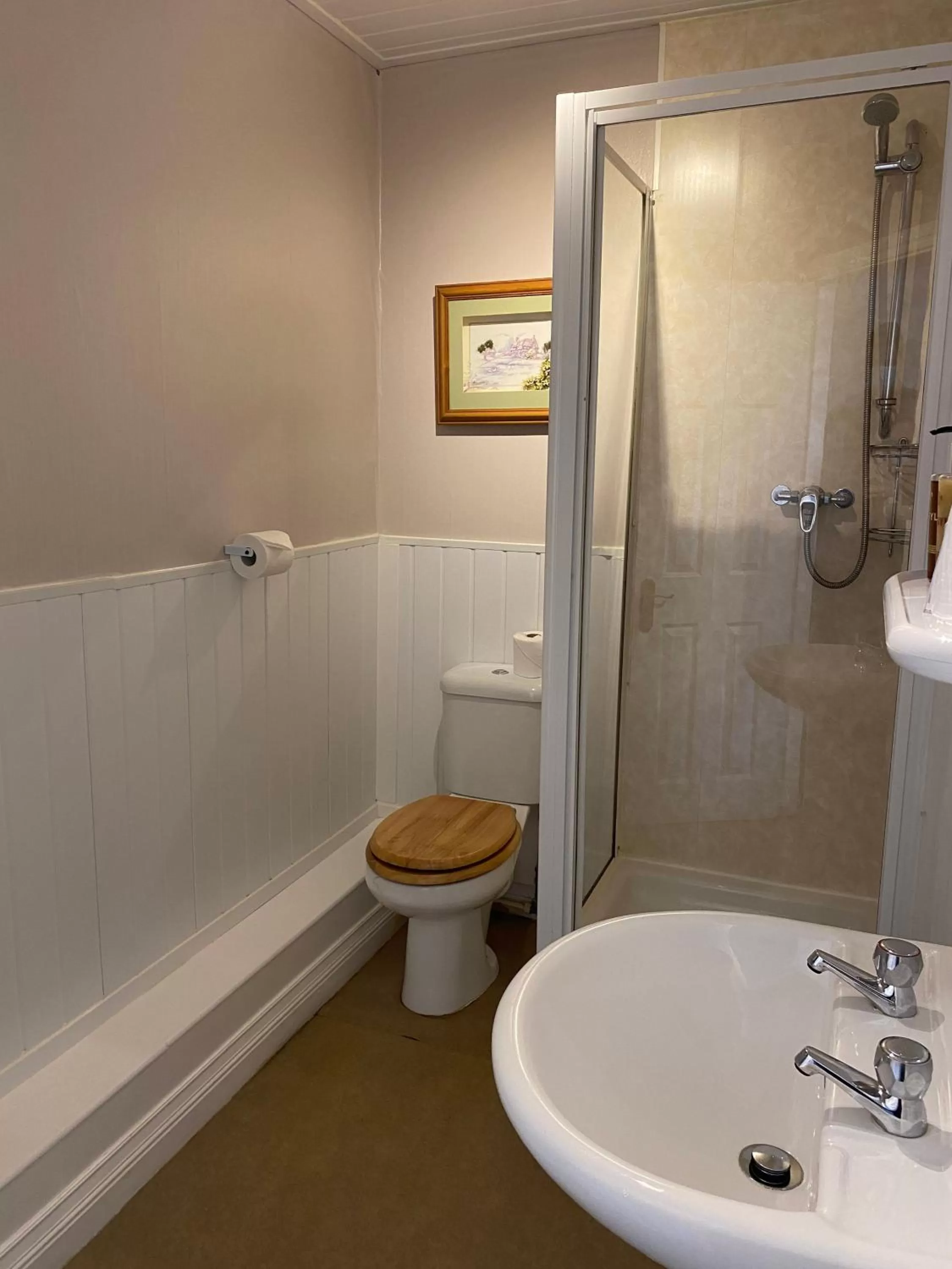 Bathroom in The Clovelly