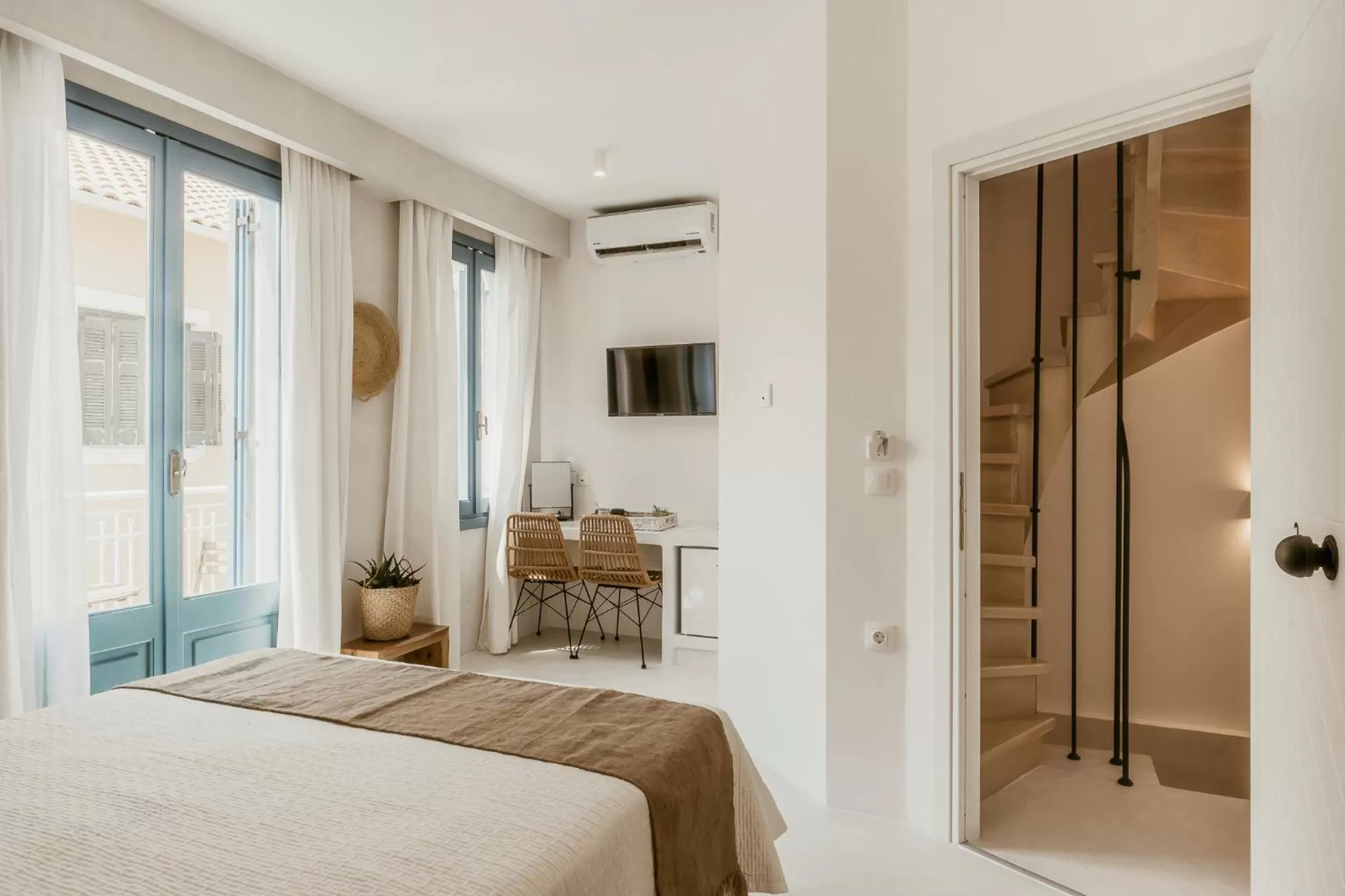 Bedroom, Bed in BOĒM Boutique Hotel Lefkada