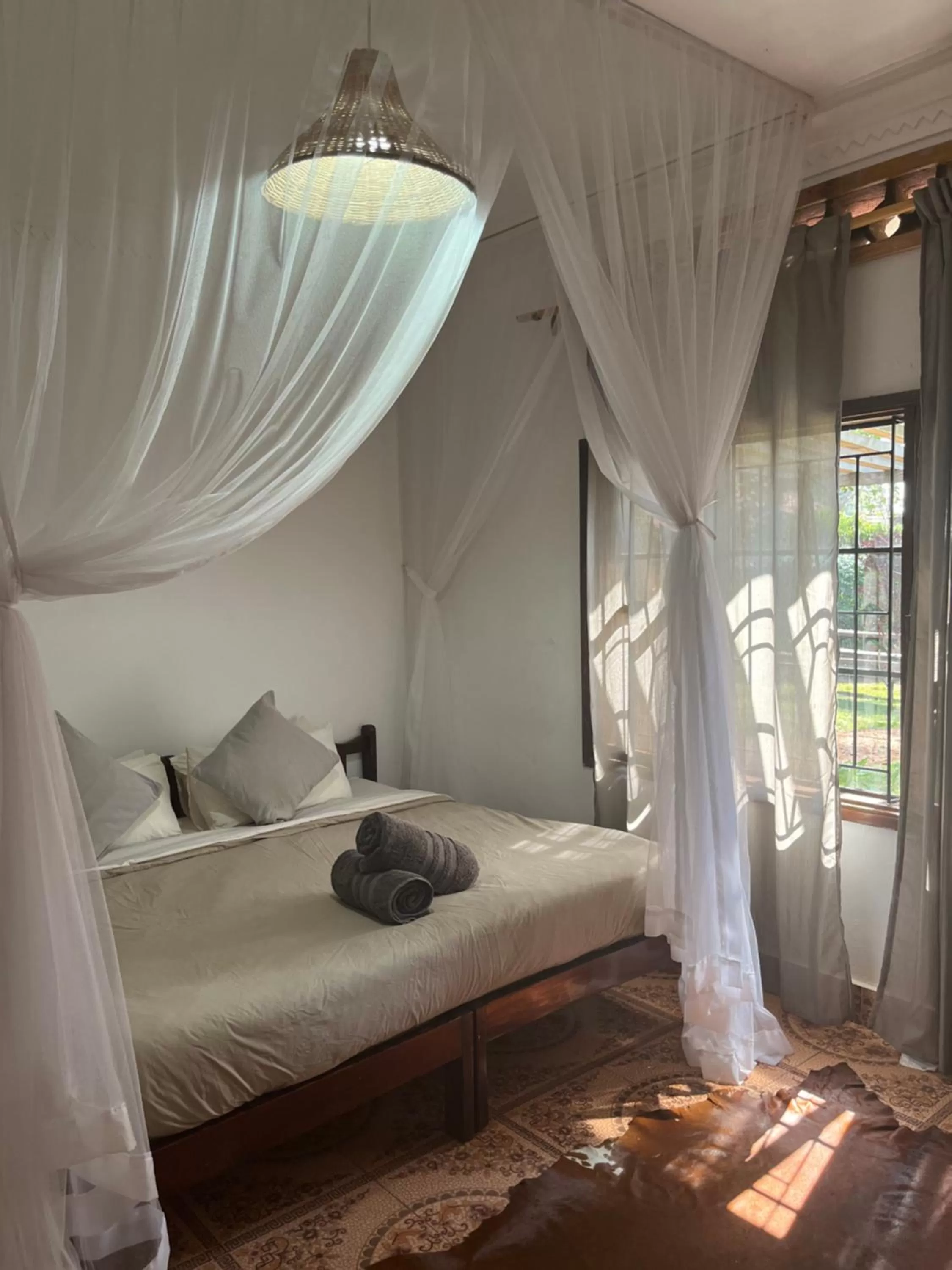 Bedroom, Bed in 30 Wilson