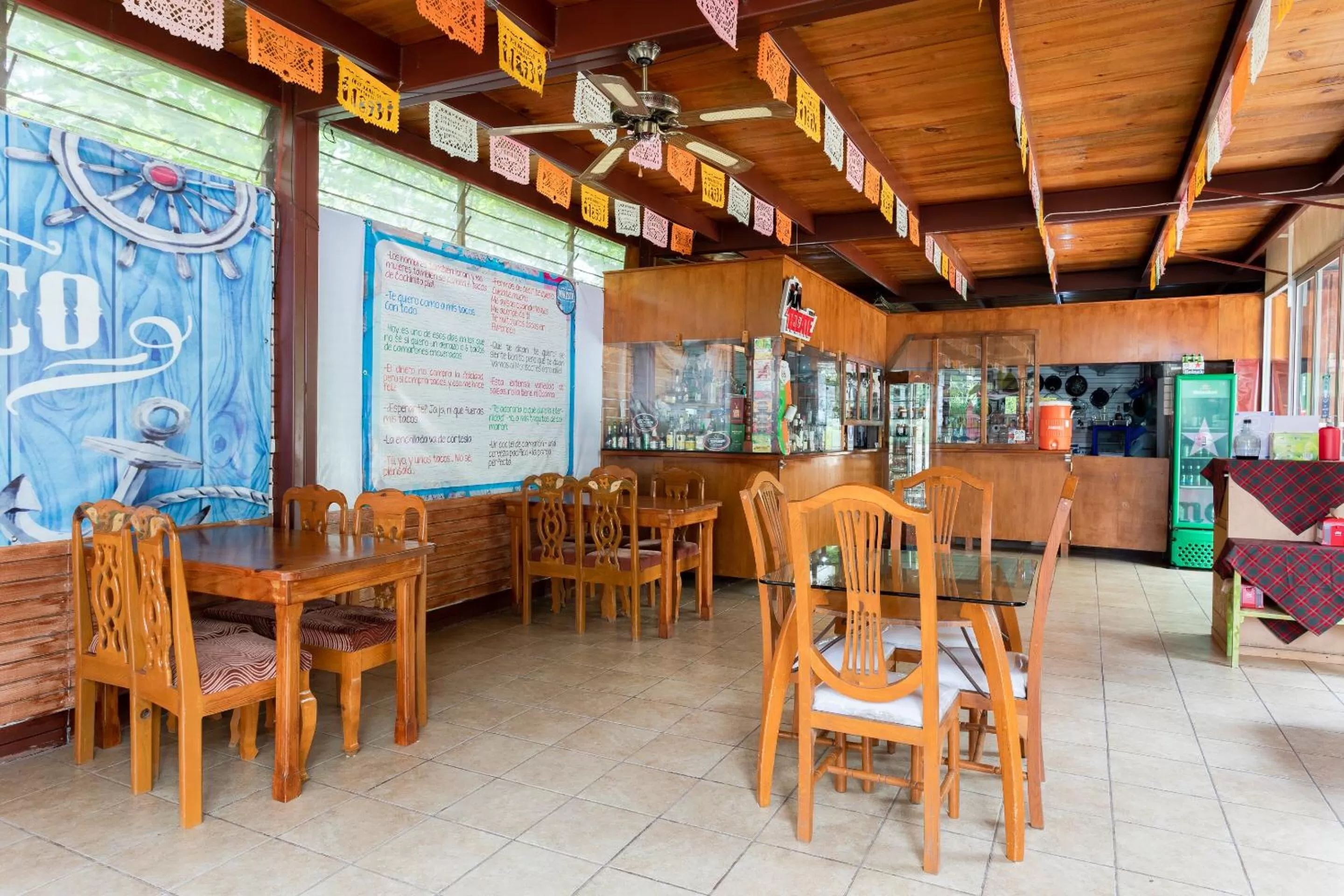 Restaurant/places to eat in Hotel Paraje Casa Blanca