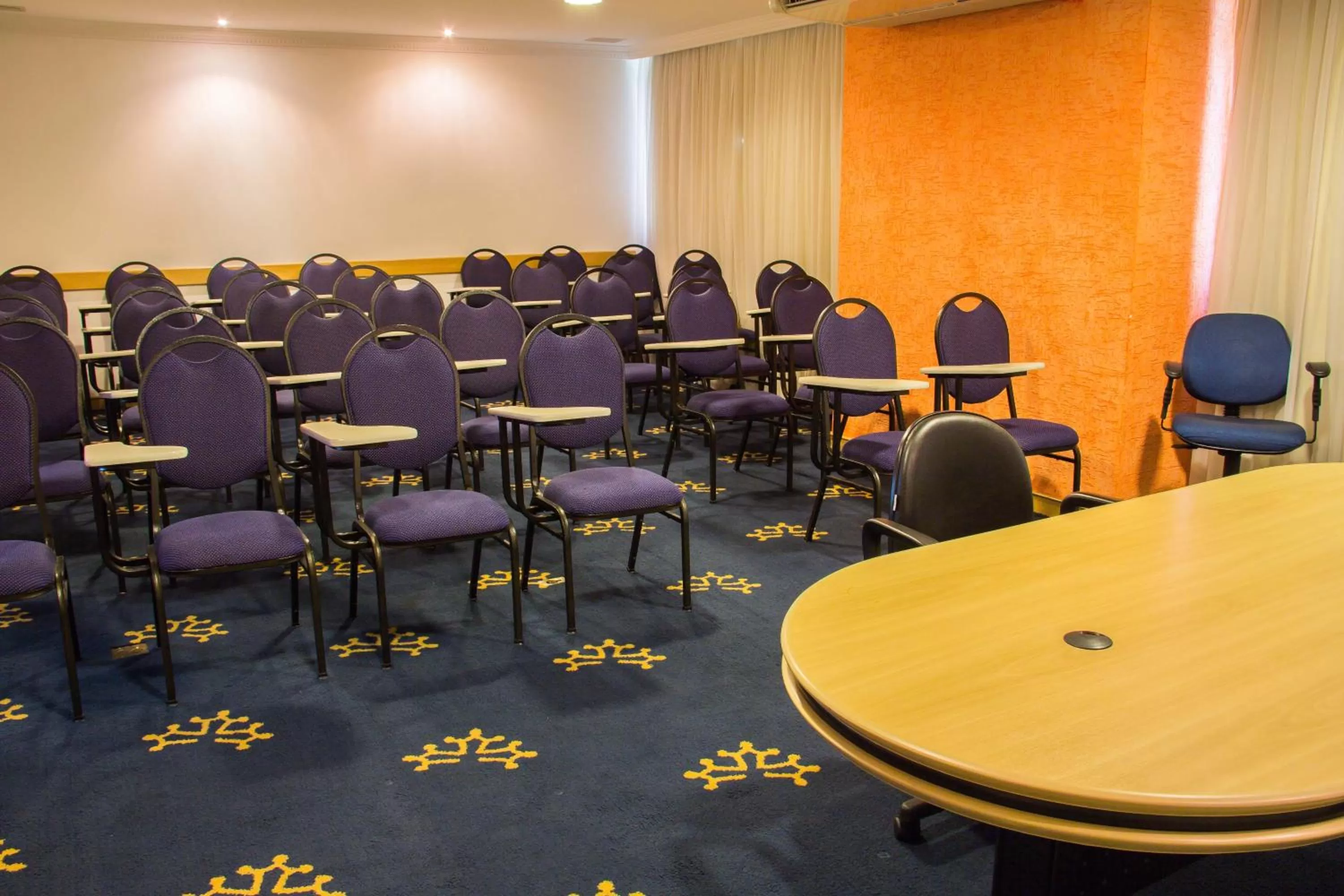 Meeting/conference room in L'Opera Hotel