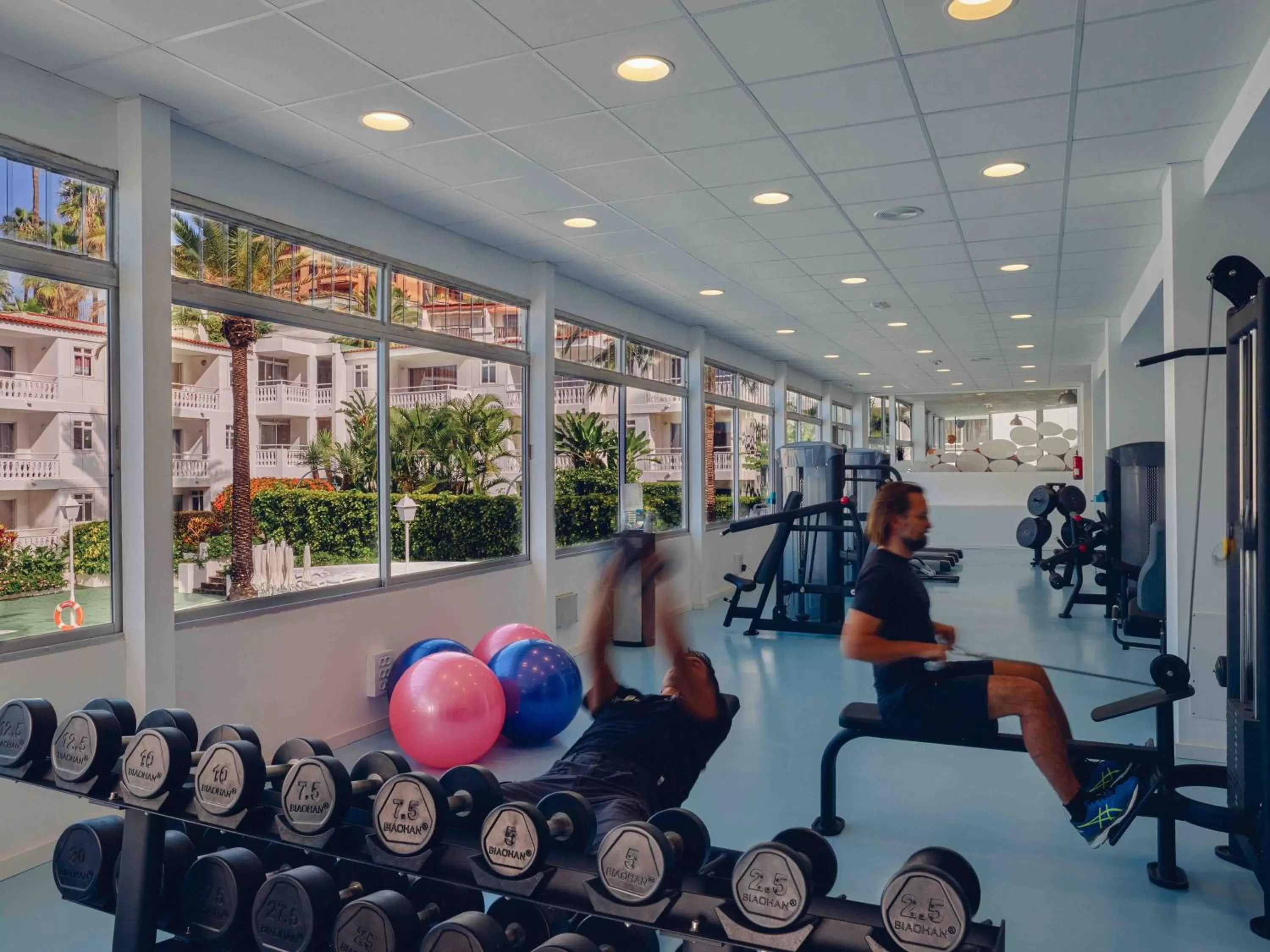 Fitness centre/facilities in Route Active Hotel