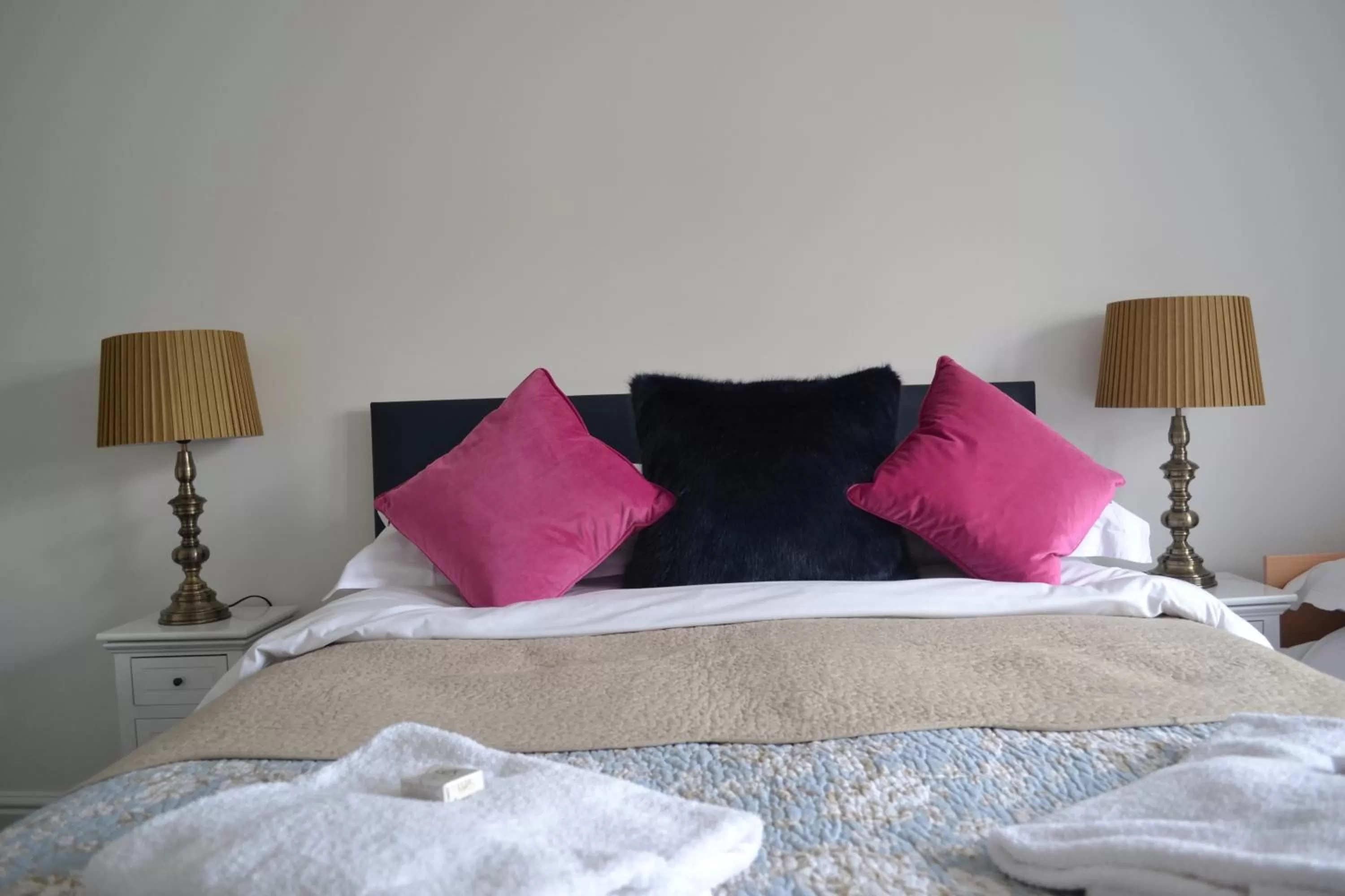 Bed in The Nags Head - Room only accommodation