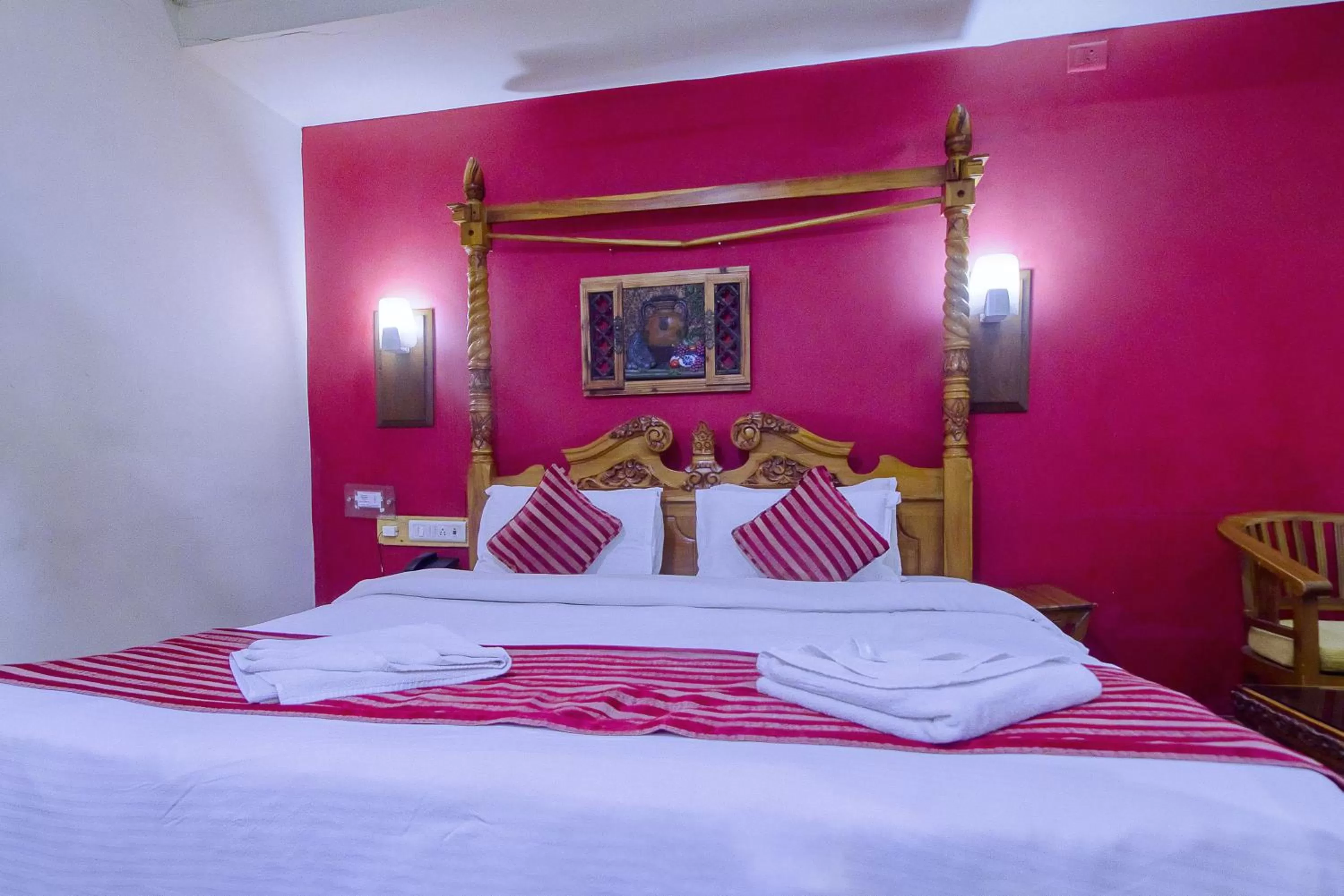 Bed in HOTEL WINDSOR CASTLE