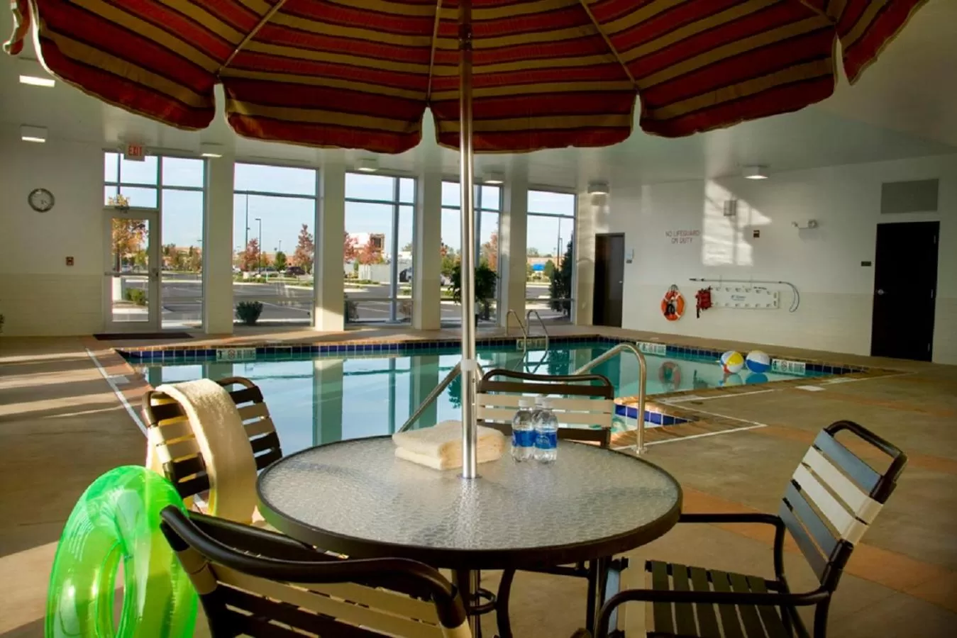 Swimming pool in Hyatt Place South Bend/Mishawaka