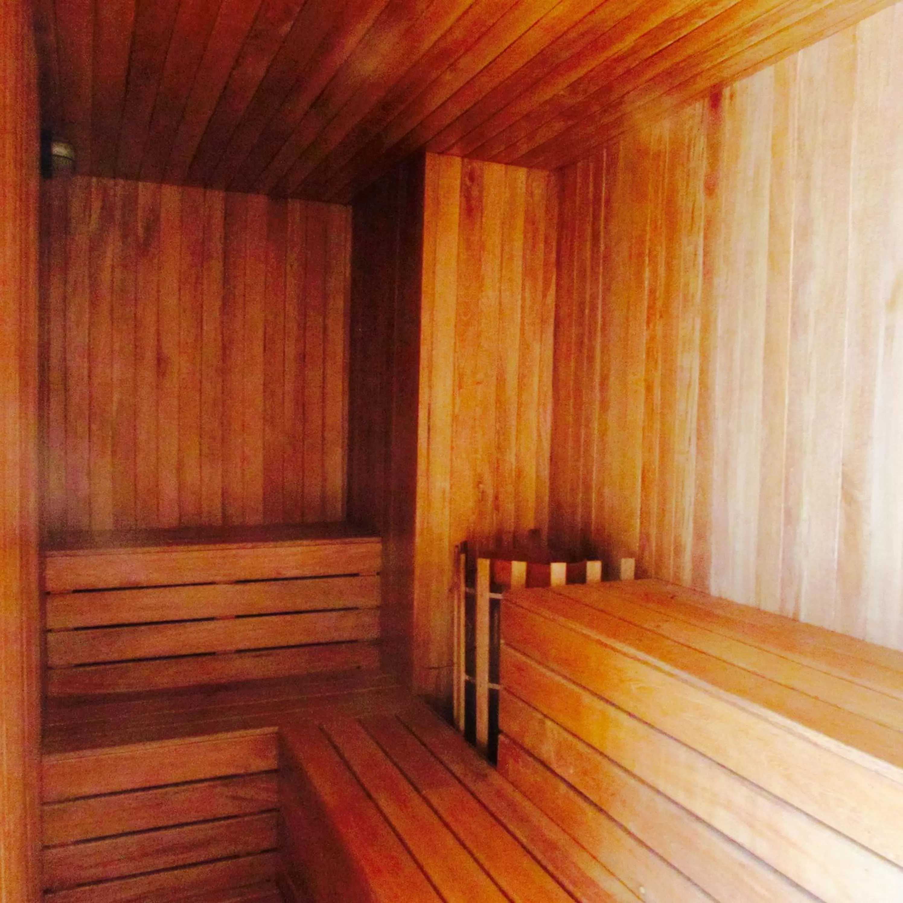 Property building in Hotel Madeiro