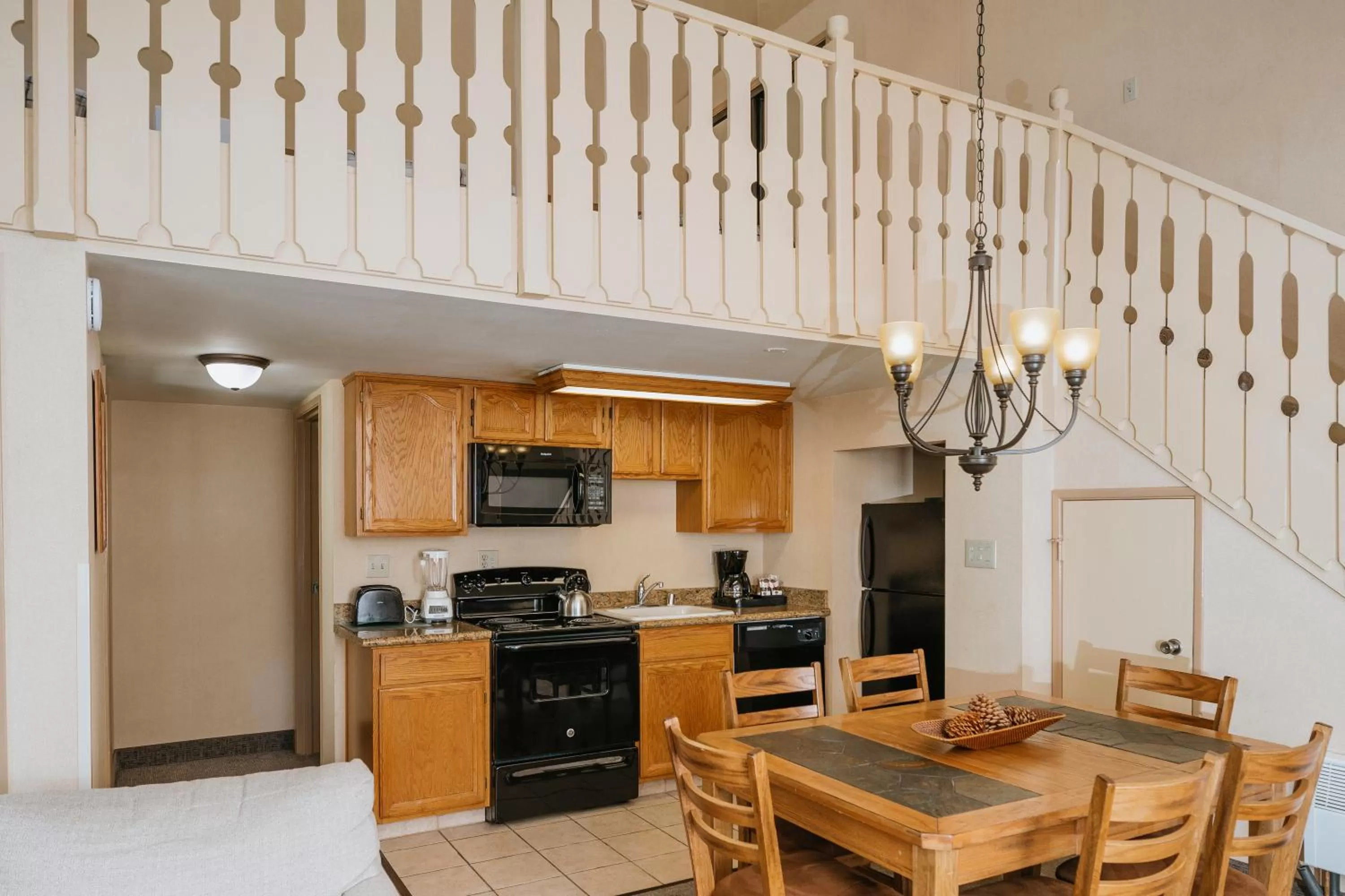 Kitchen or kitchenette in Mammoth Mountain Inn