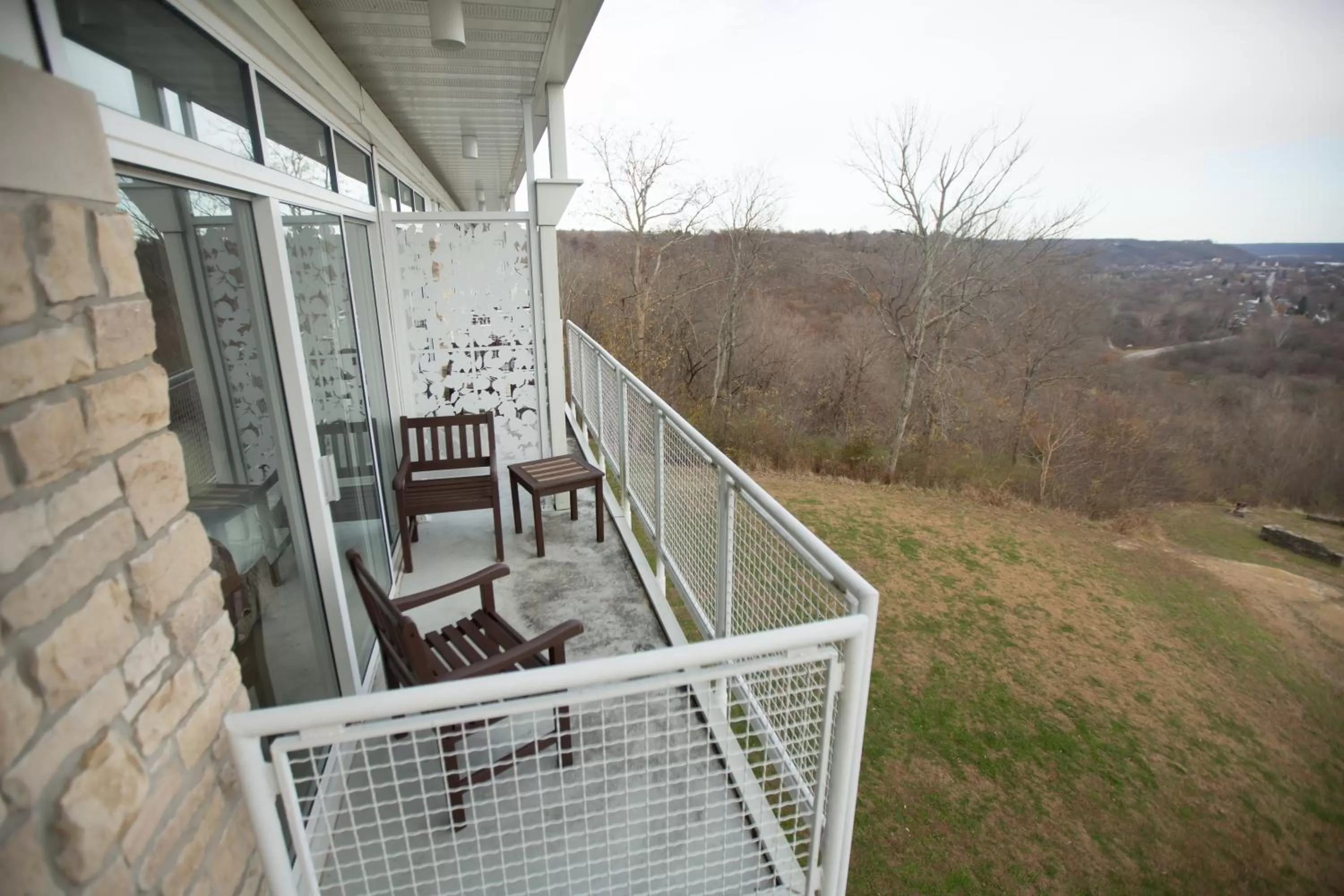 Quadruple Room with Balcony in Clifty Inn
