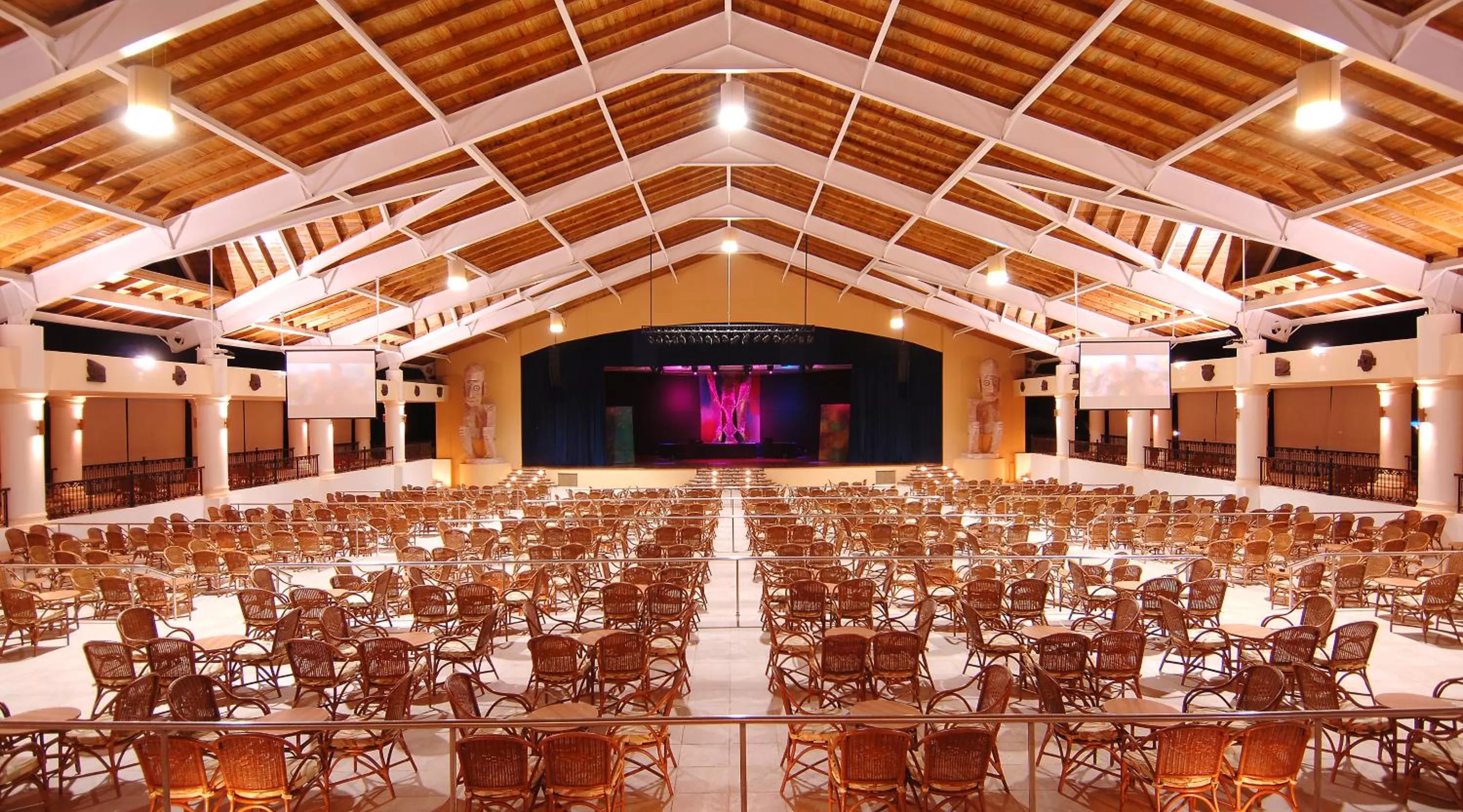 Business facilities in Occidental Caribe - All Inclusive