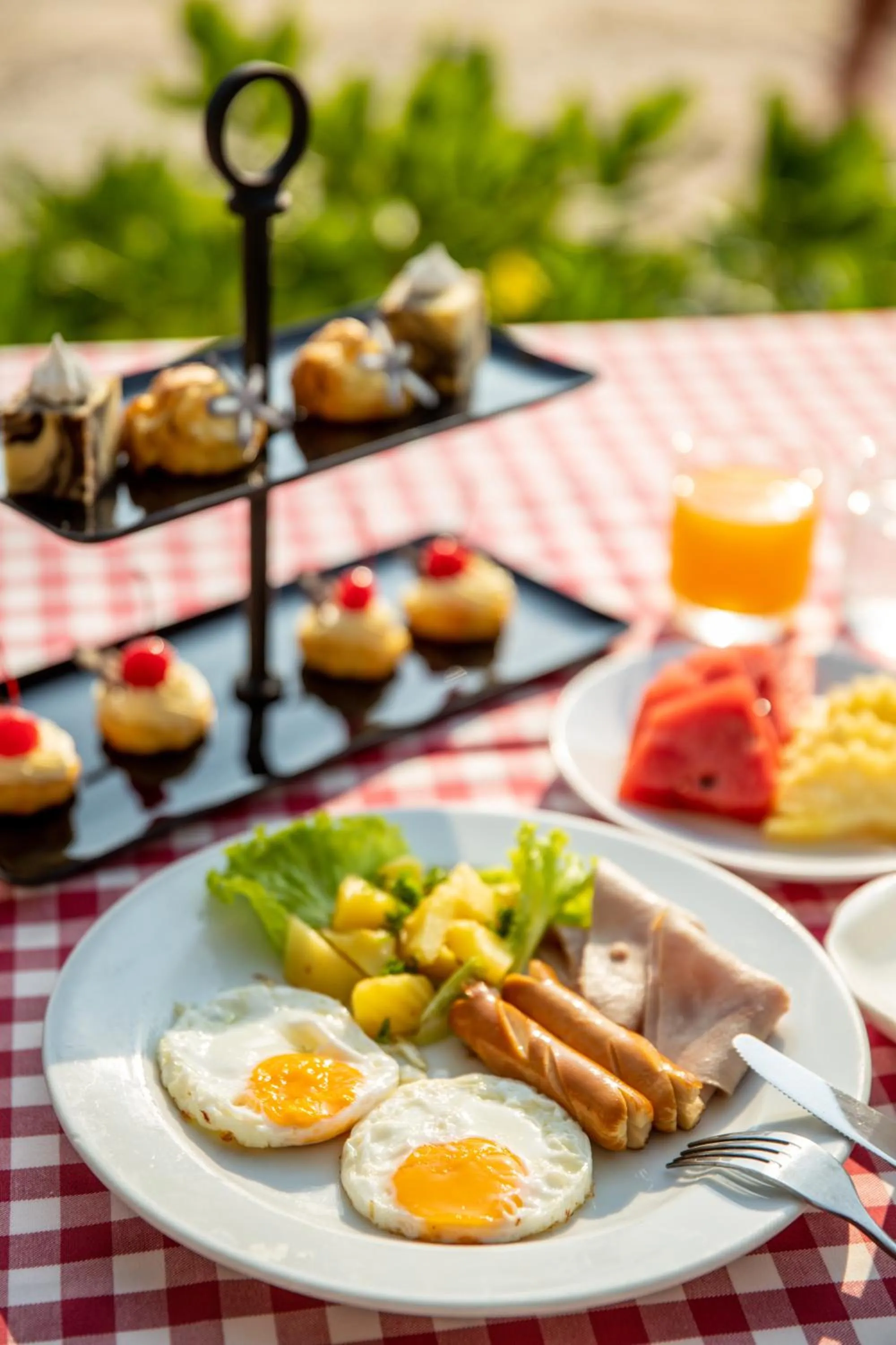 Breakfast in Xanadu Beach Resort