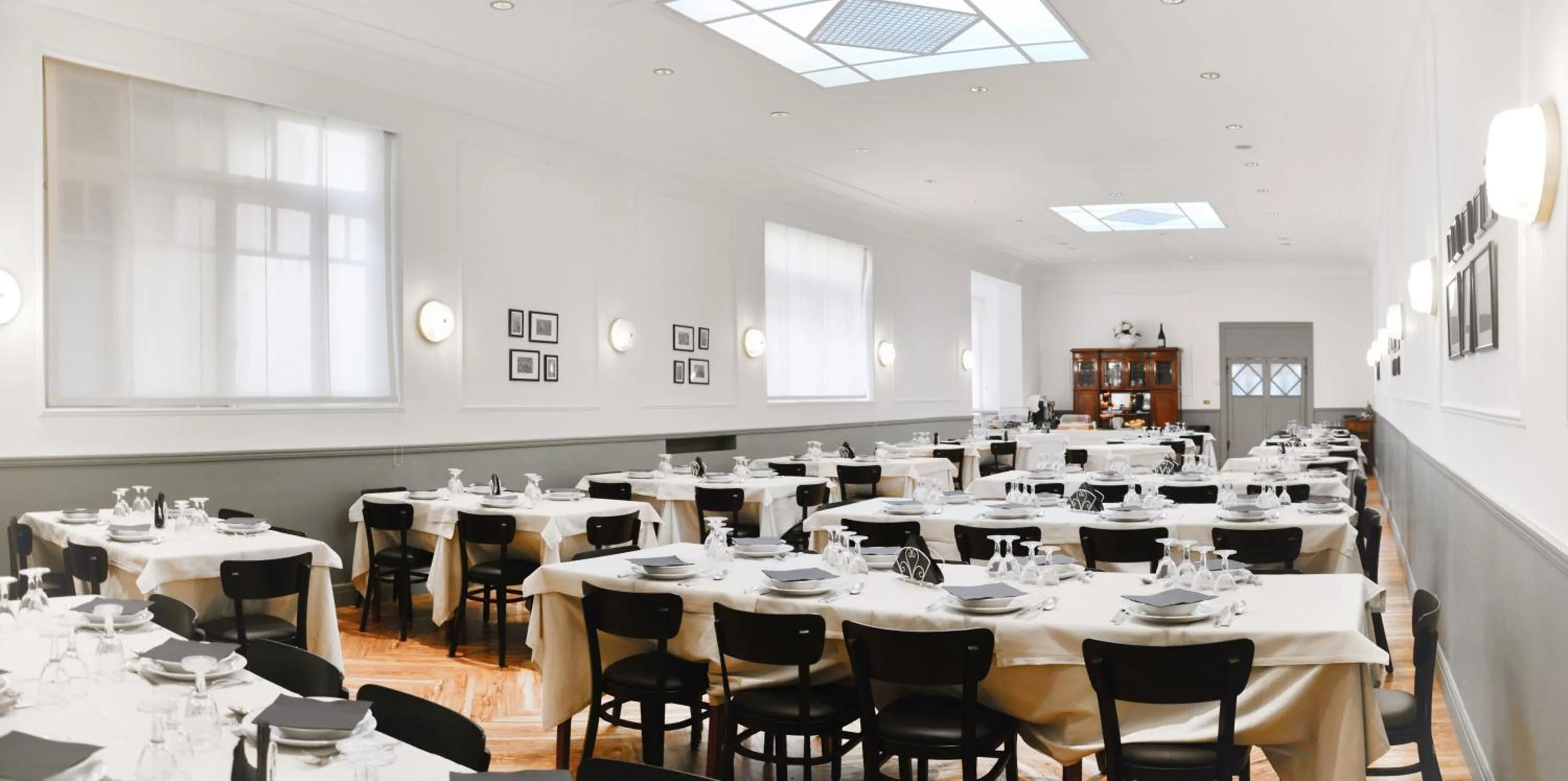 Restaurant/places to eat in Hotel Touring Wellness & Beauty