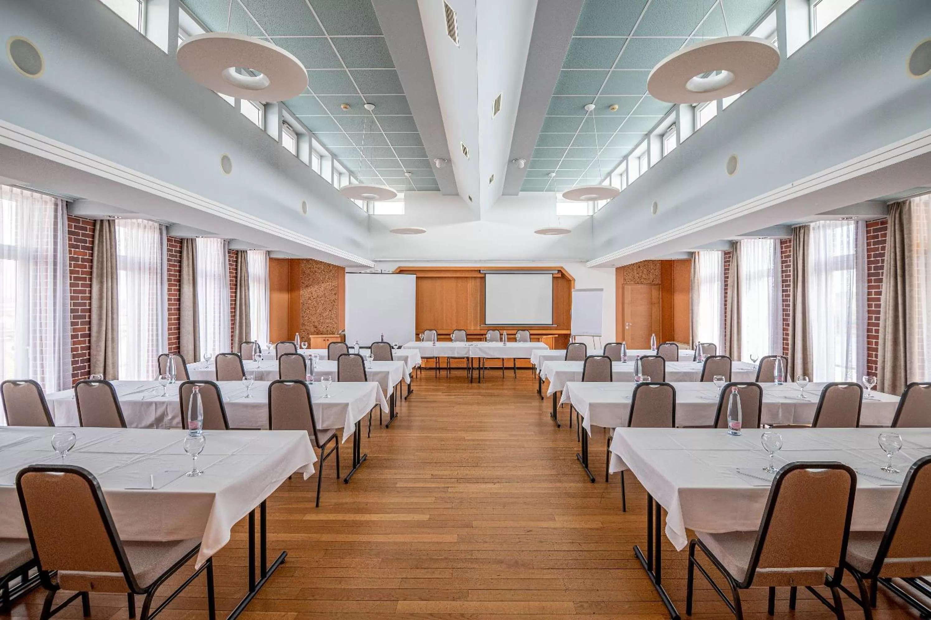 Meeting/conference room in Szent János Hotel