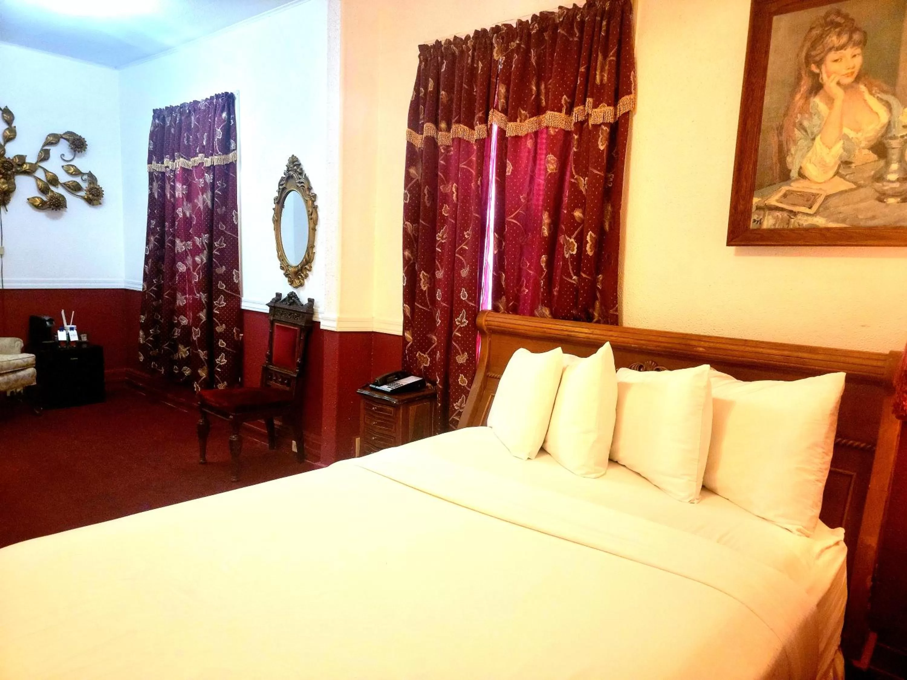 Bed in Copper Queen Hotel