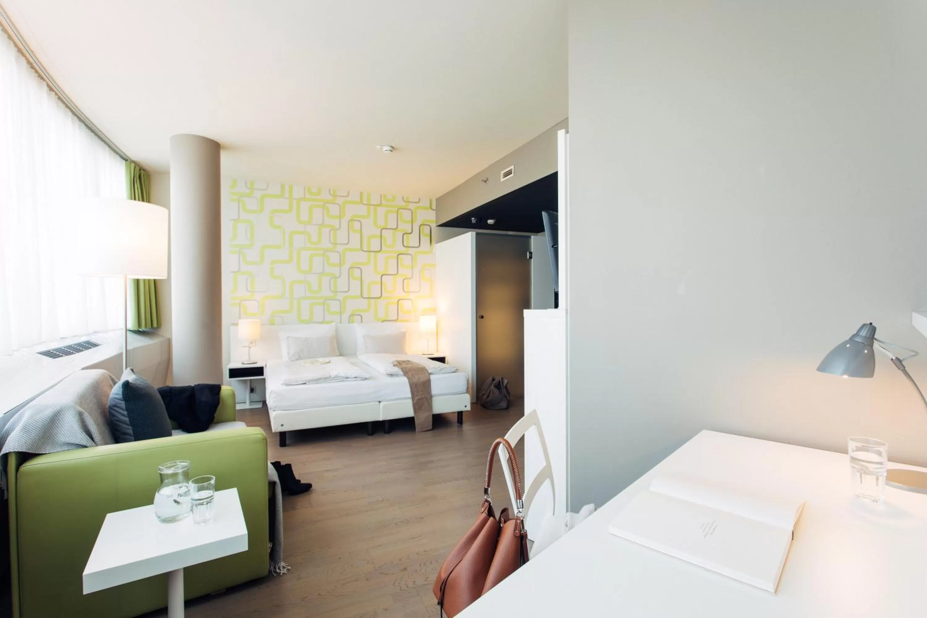 Photo of the whole room, Bed in harry's home Wien hotel & apartments