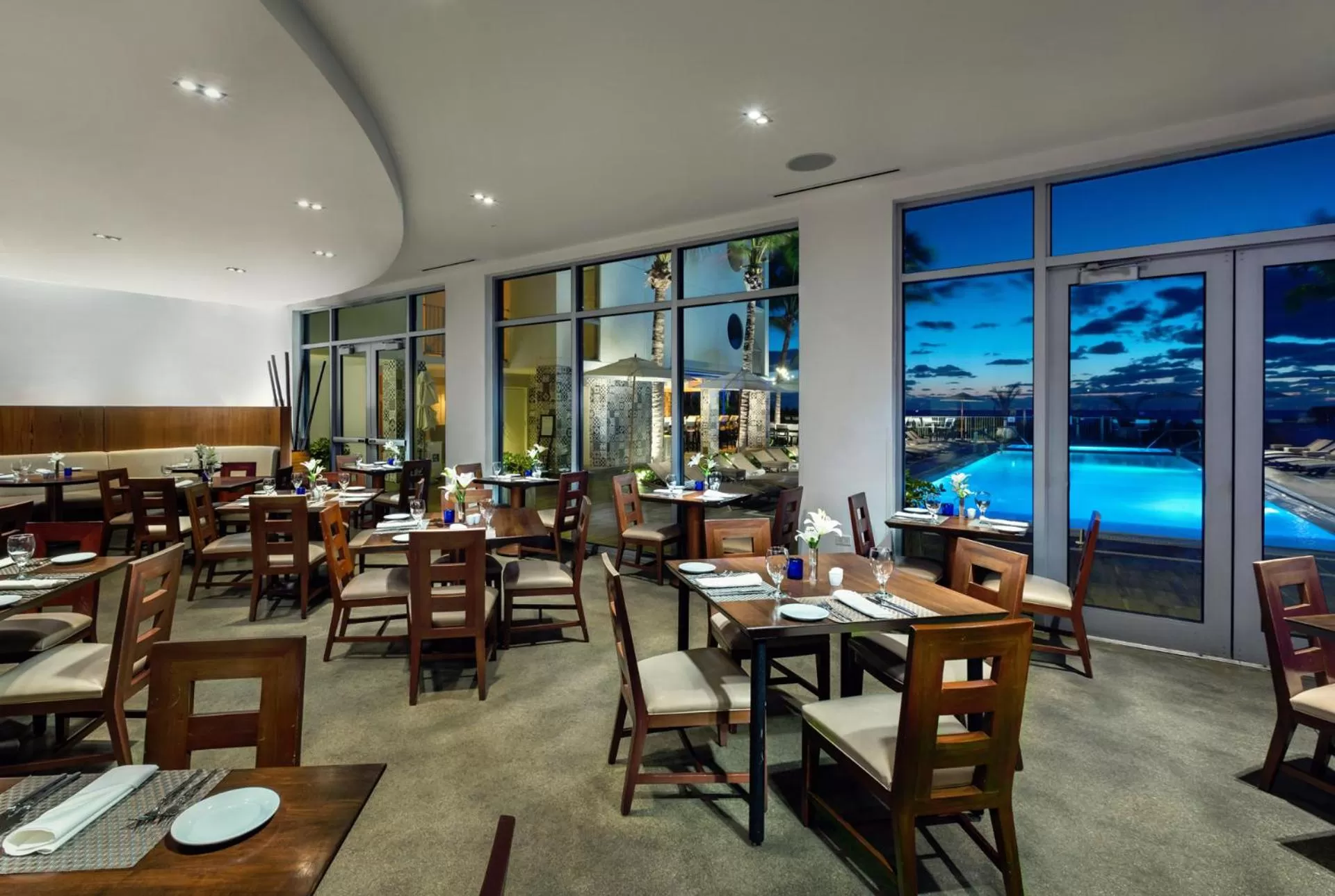 Restaurant/places to eat in Costa d'Este Beach Resort & Spa