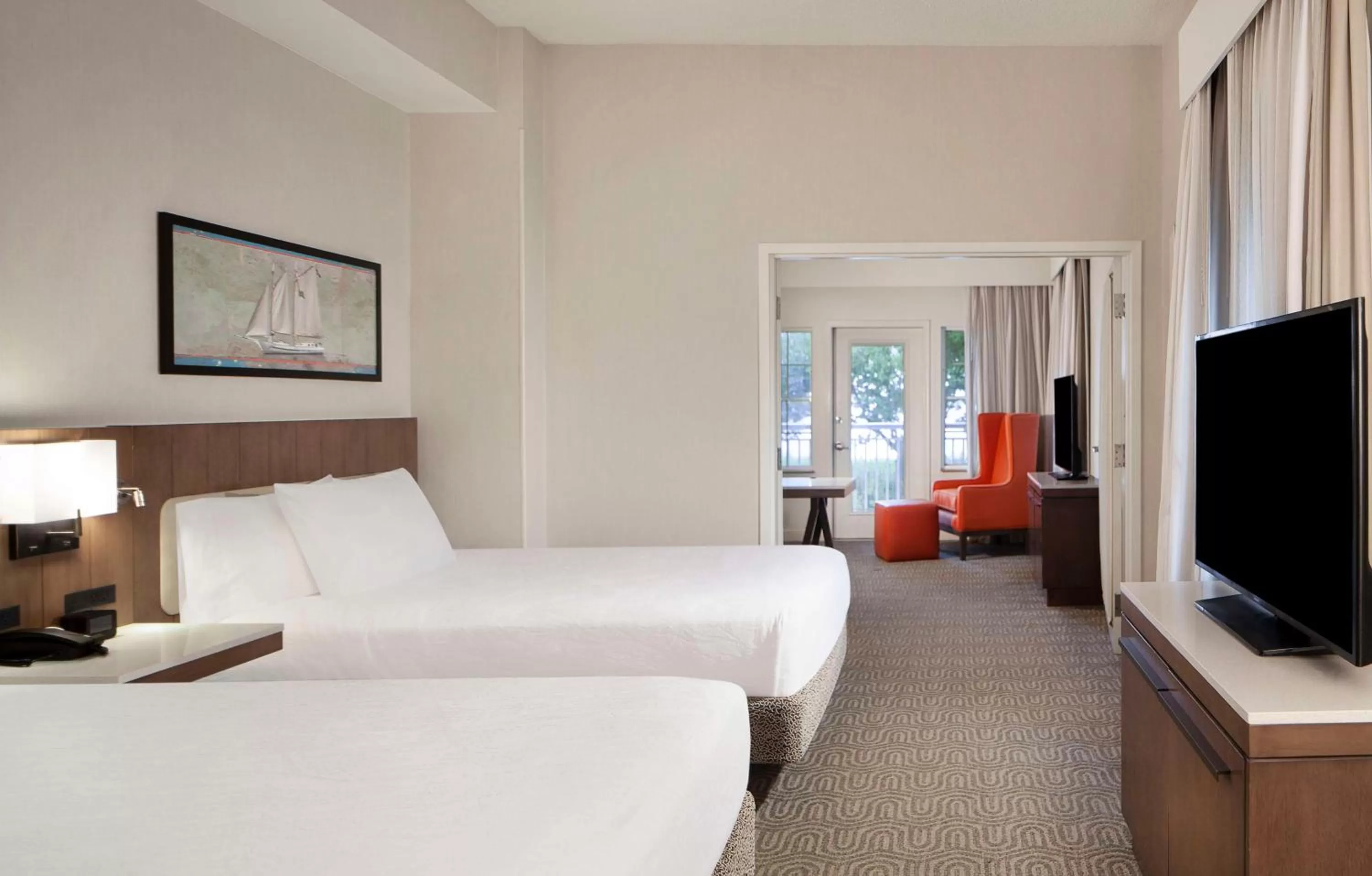 One-Bedroom Queen Suite with Bay Front View in Hilton Garden Inn Kent Island