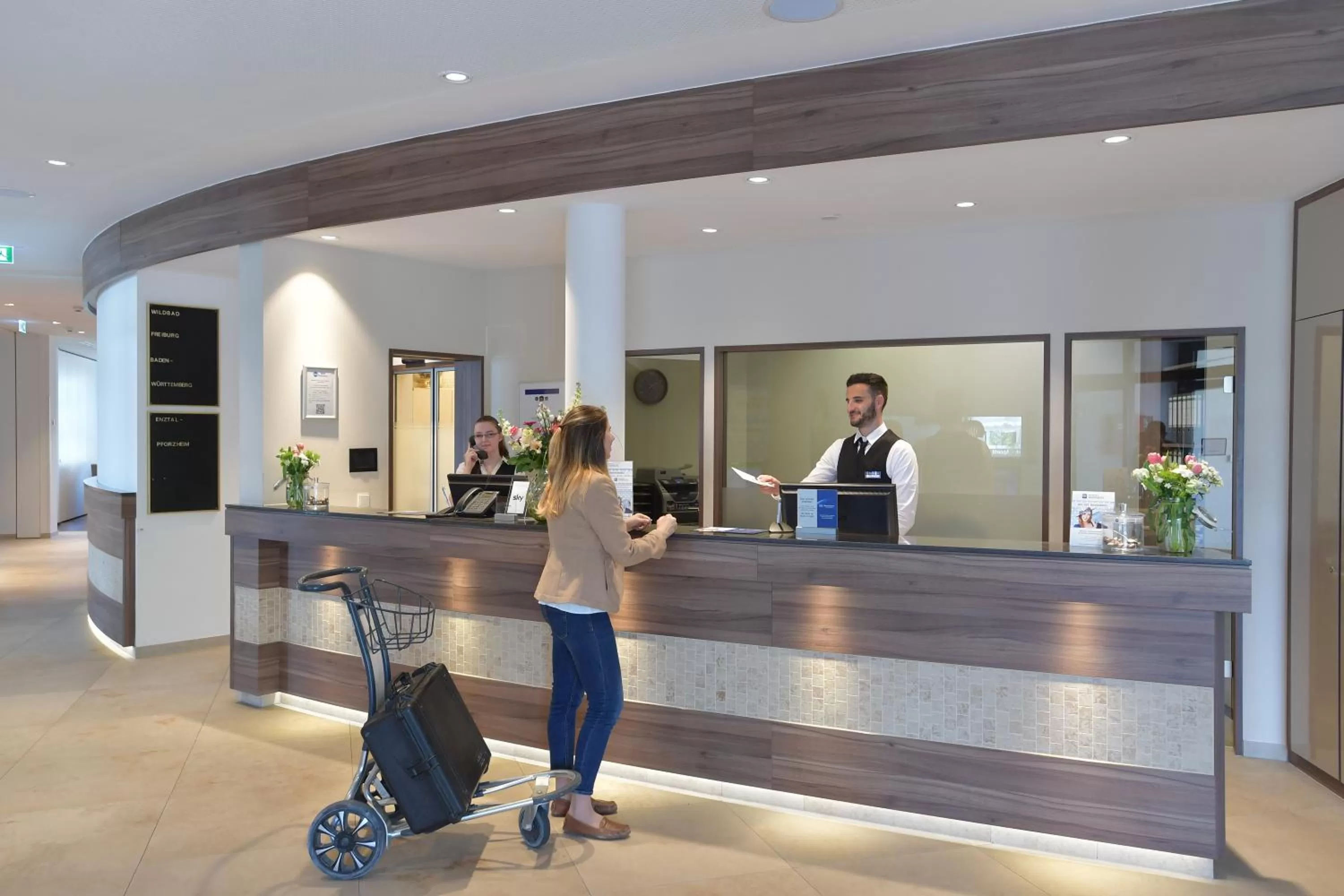 Lobby or reception in Best Western Queens Hotel Pforzheim-Niefern