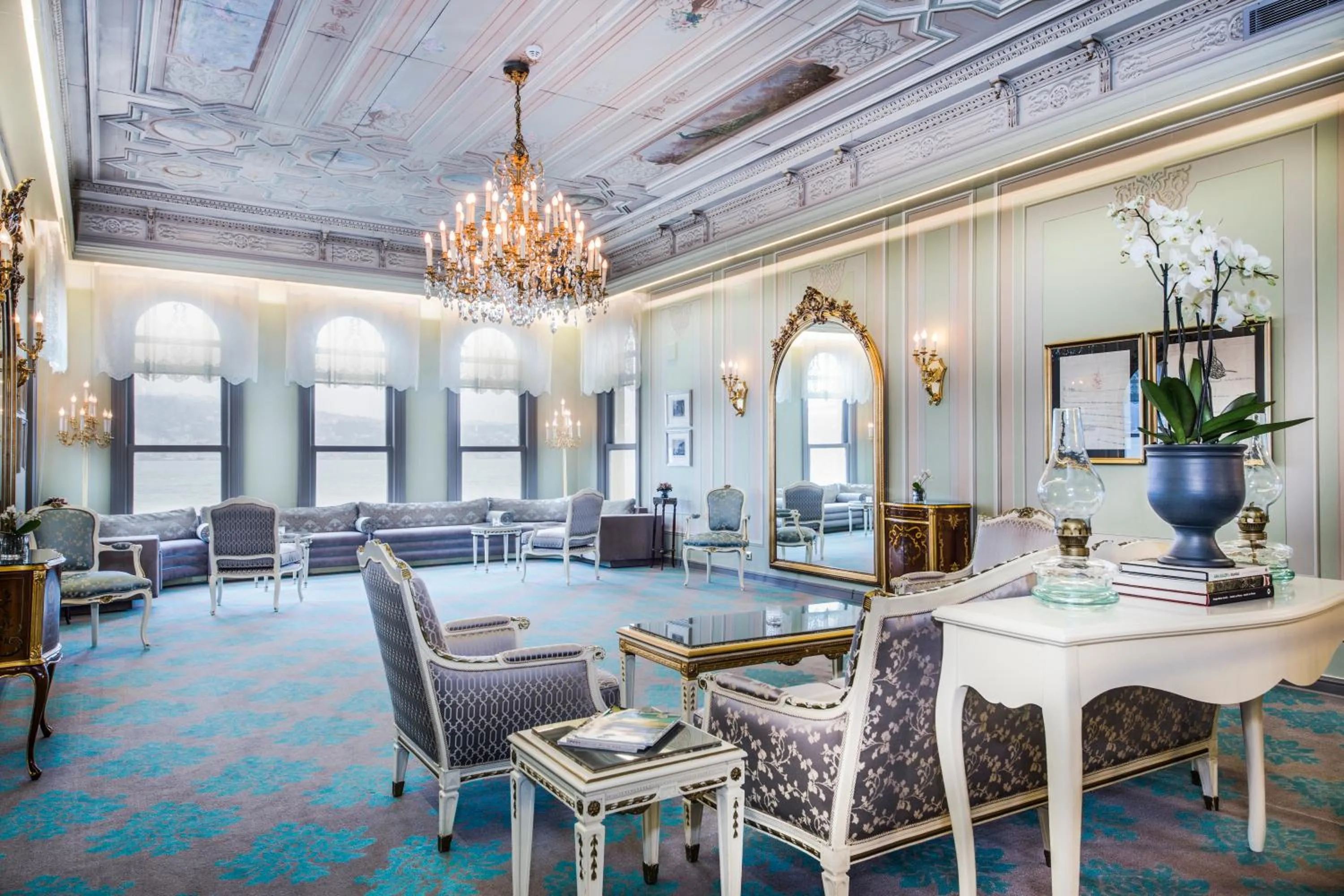 Lobby or reception in Bosphorus Palace Hotel