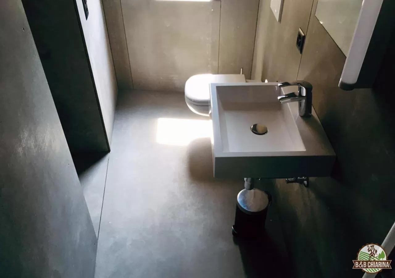 Bathroom in Bed and Breakfast Chiarina