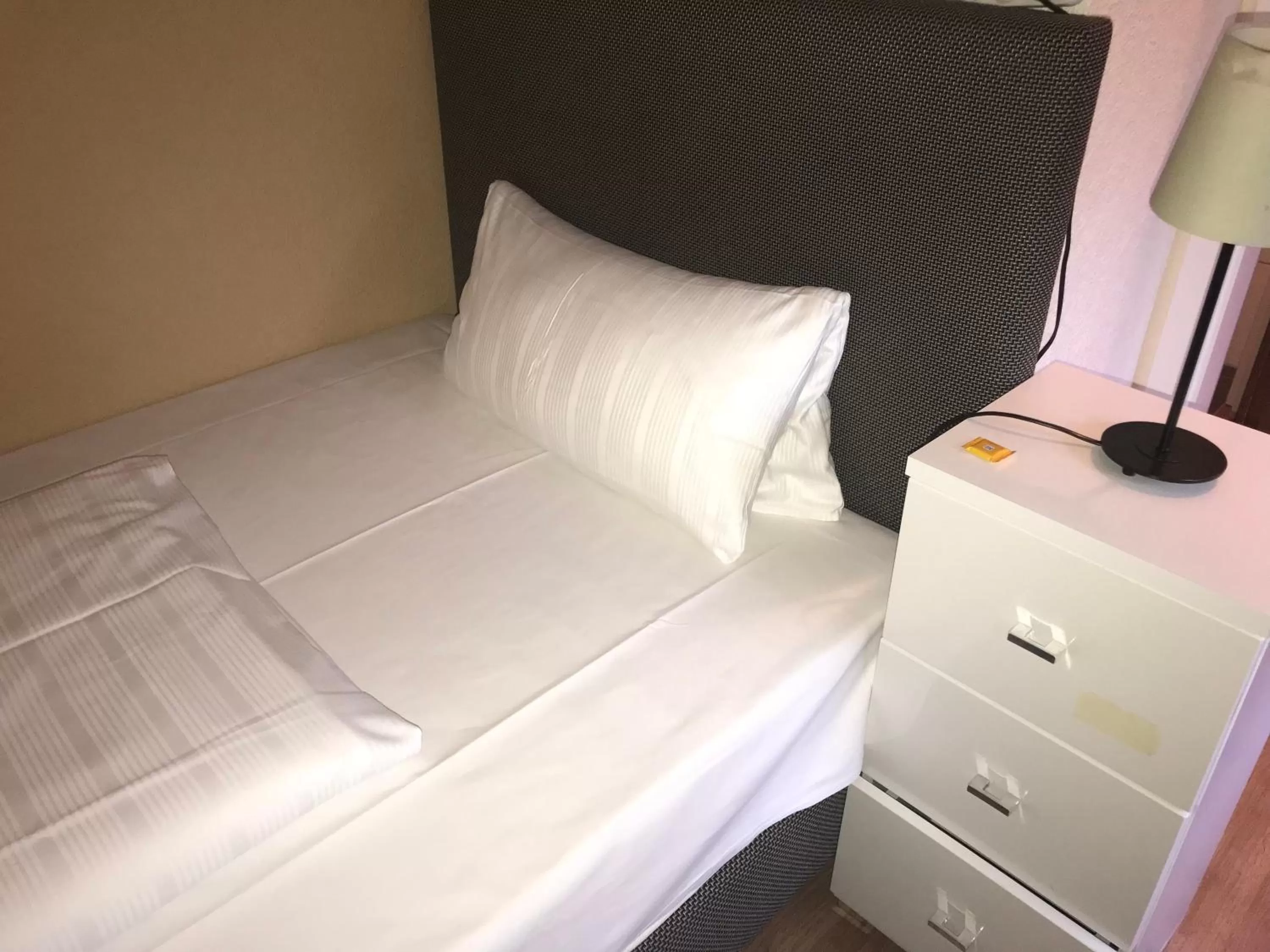 Bed in Waldhotel "Peter aufm Berge"