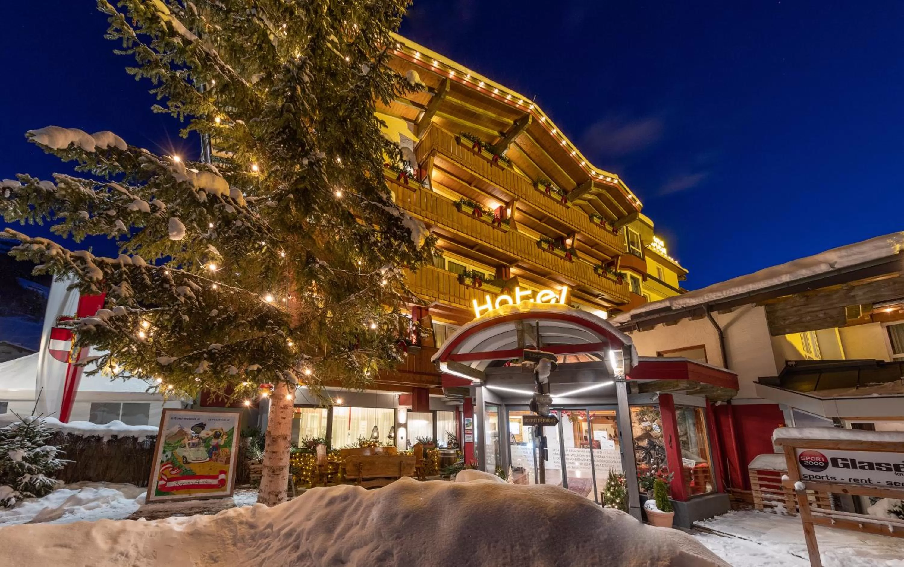 Property building in VÖTTER'S HOTEL in Kaprun am Kitzsteinhorn - Skibus direkt