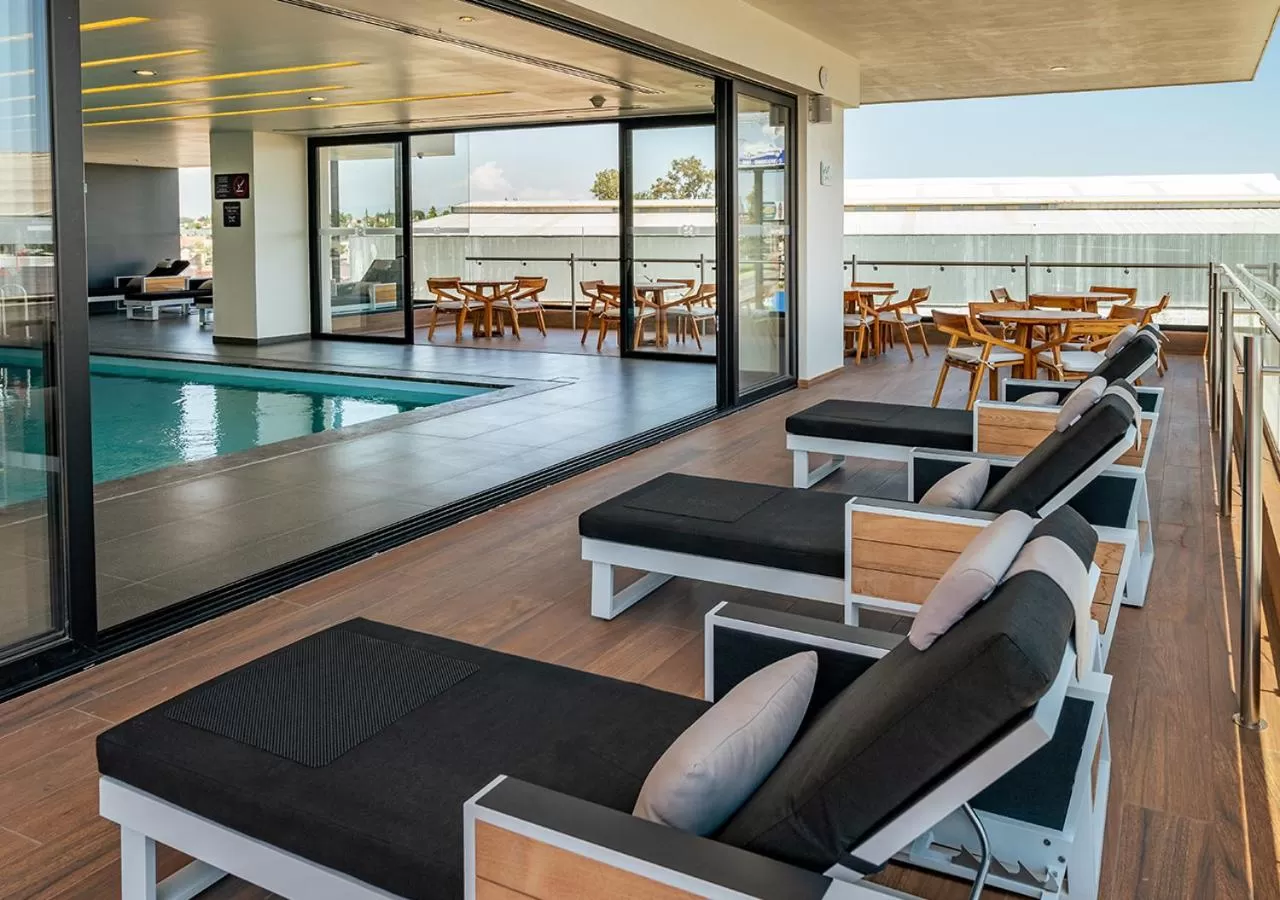 Pool view in Ramada Encore by Wyndham Guadalajara Aeropuerto