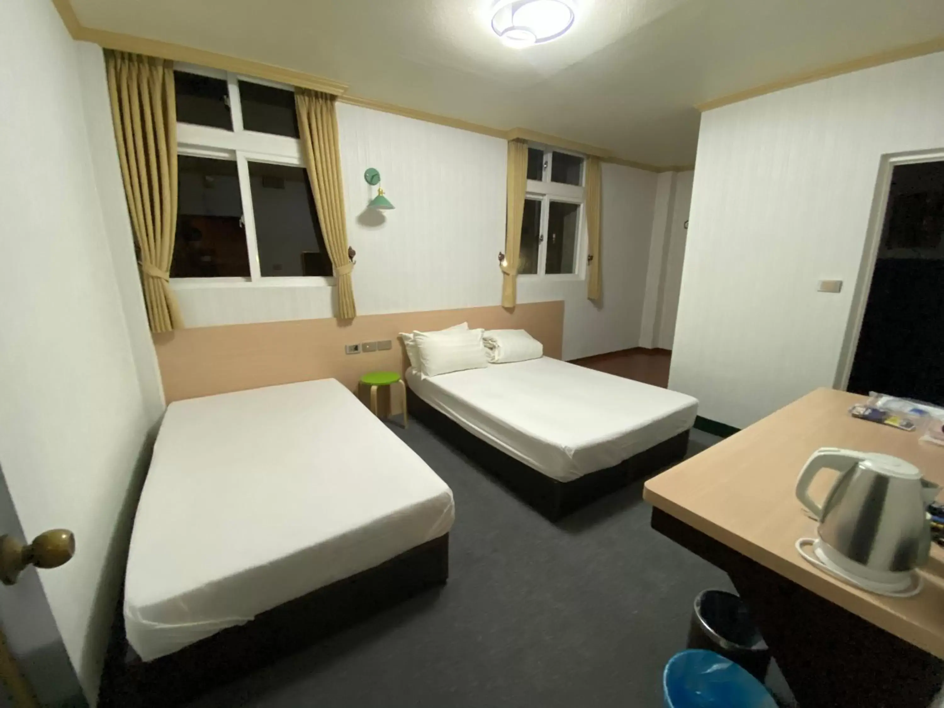 Triple Room with City View in Rich Zone Hotel Triple Room with City View in Rich Zone Hotel