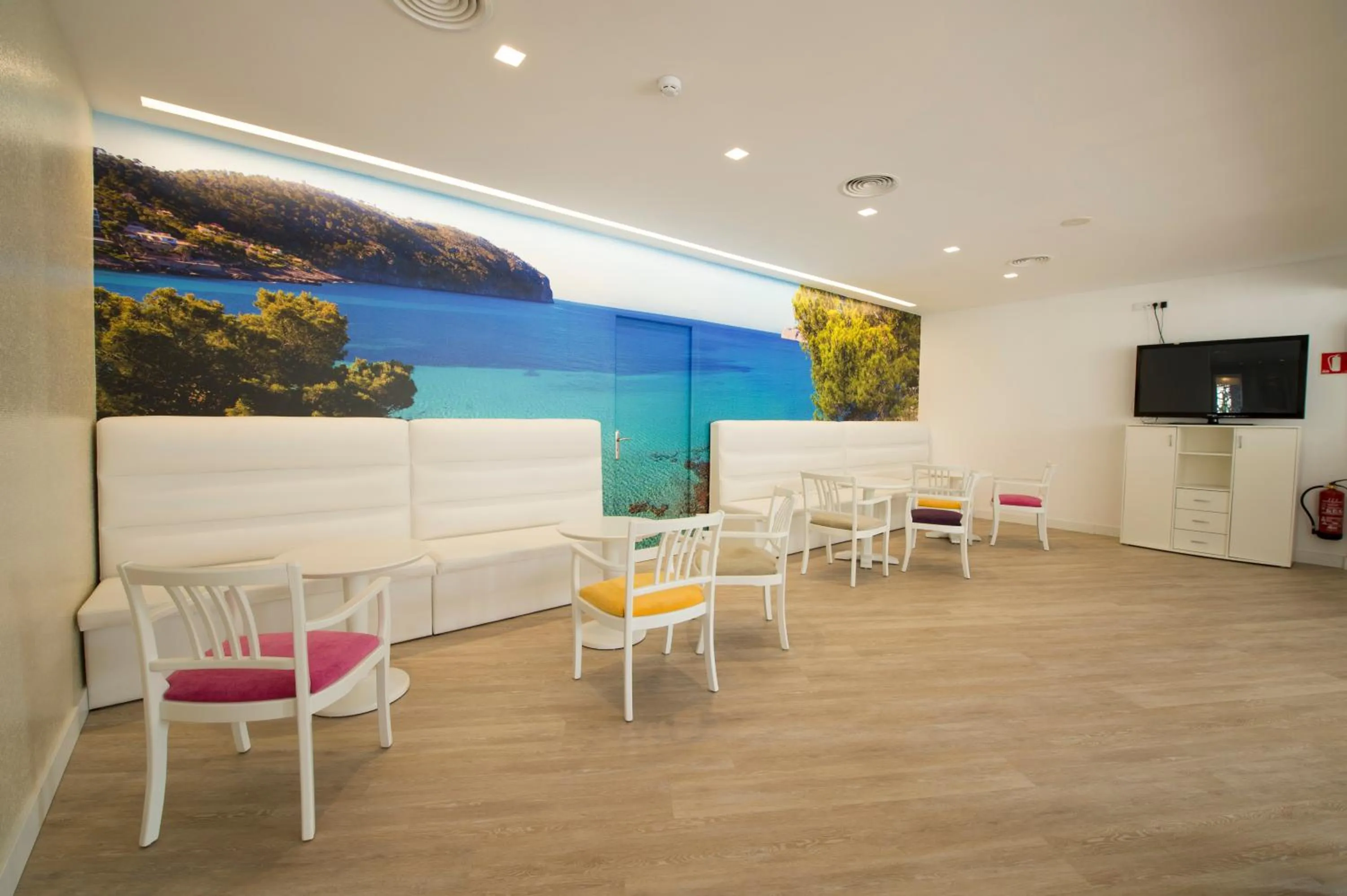 Lounge or bar in Hotel Venecia Paguera