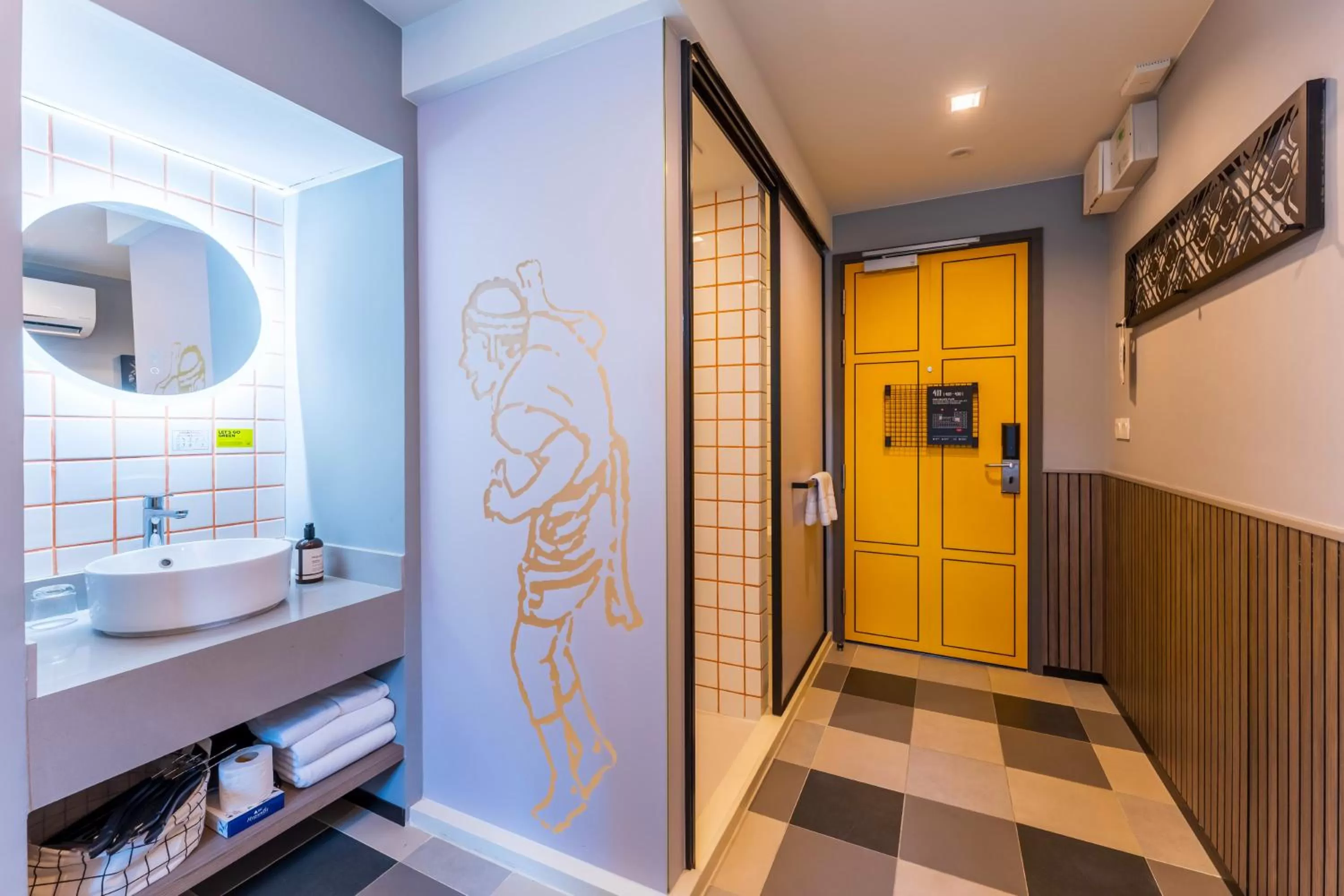 Shower in lyf Sukhumvit 8 Bangkok