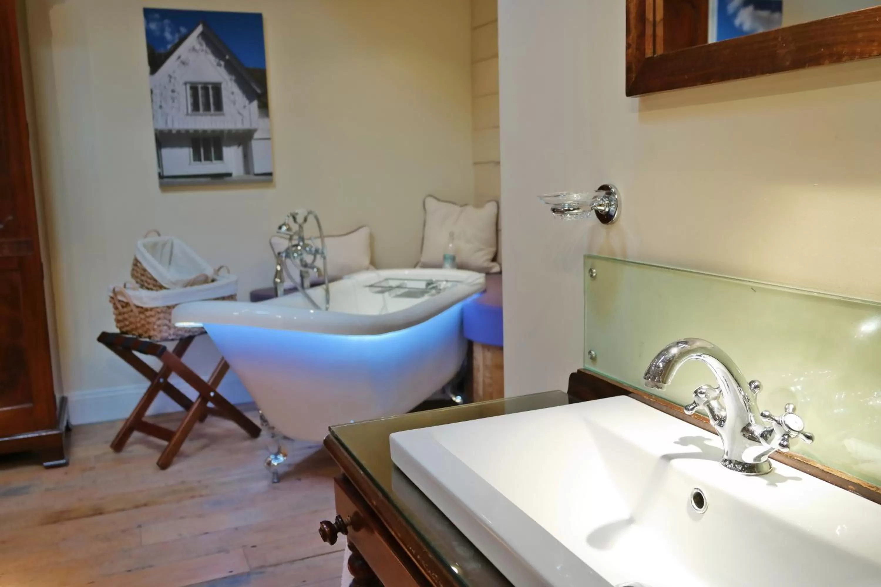 Bathroom in The Cross Keys