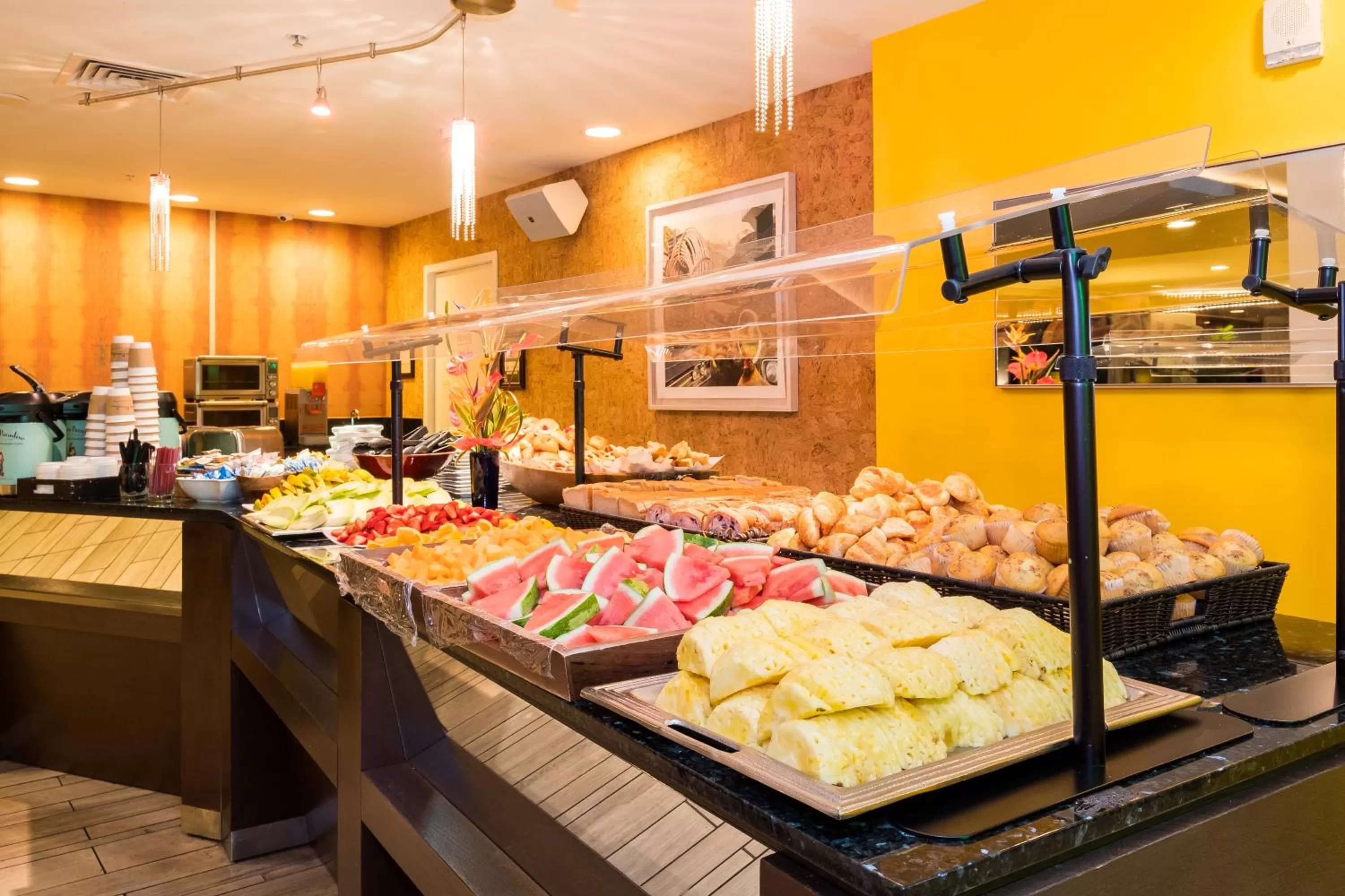 Continental breakfast in VIVE Hotel Waikiki