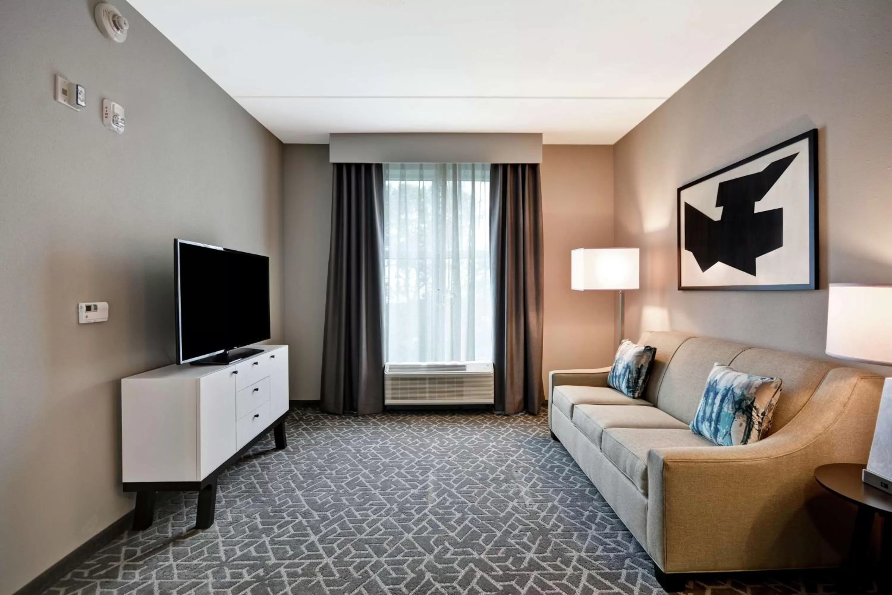 Living room in Homewood Suites by Hilton Raleigh Cary I-40