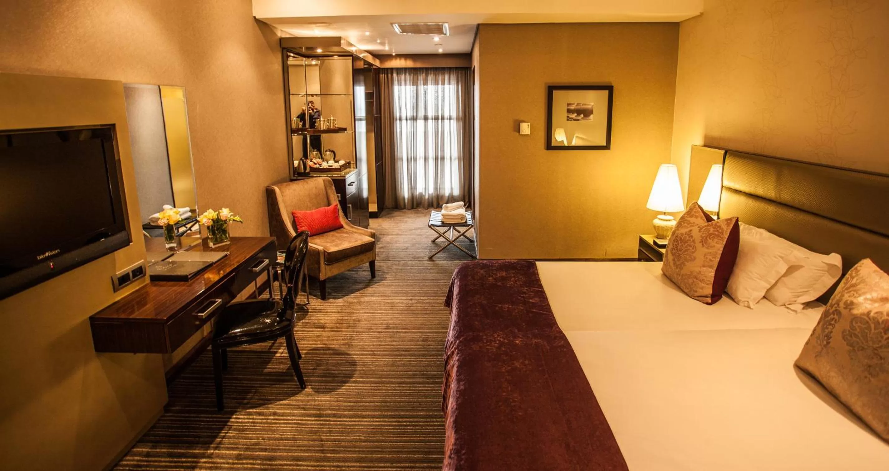 TV and multimedia, Bed in Coastlands Musgrave Hotel