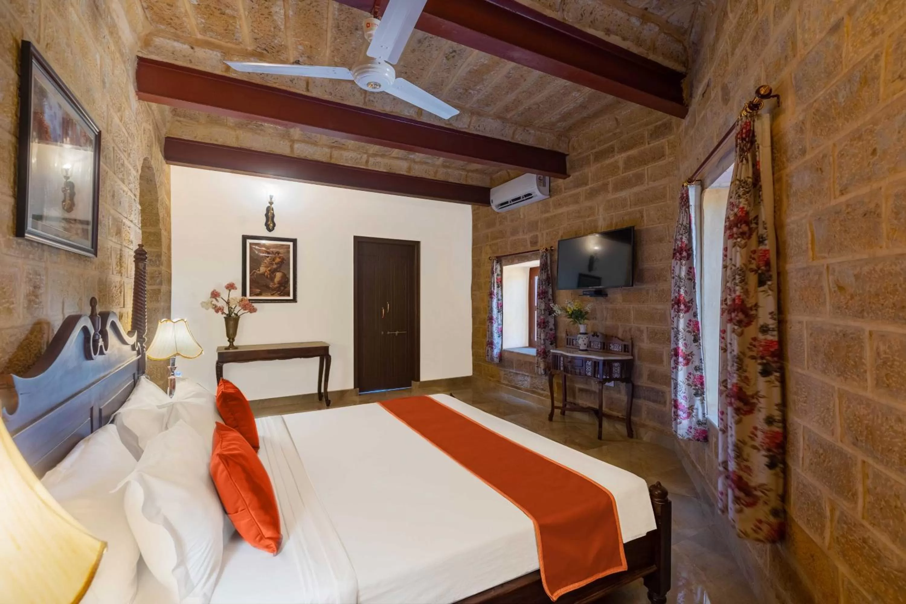 Bed in WelcomHeritage Mohangarh Fort